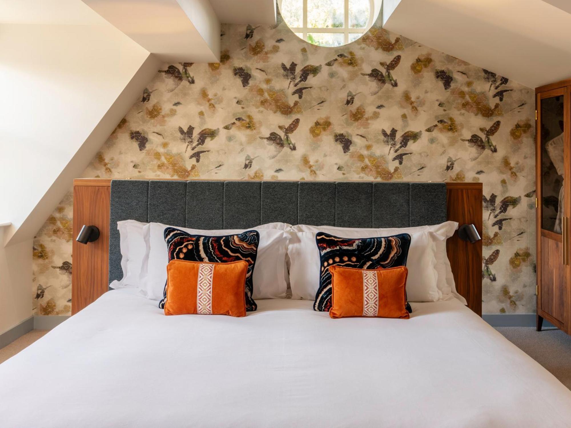 Premium King Room