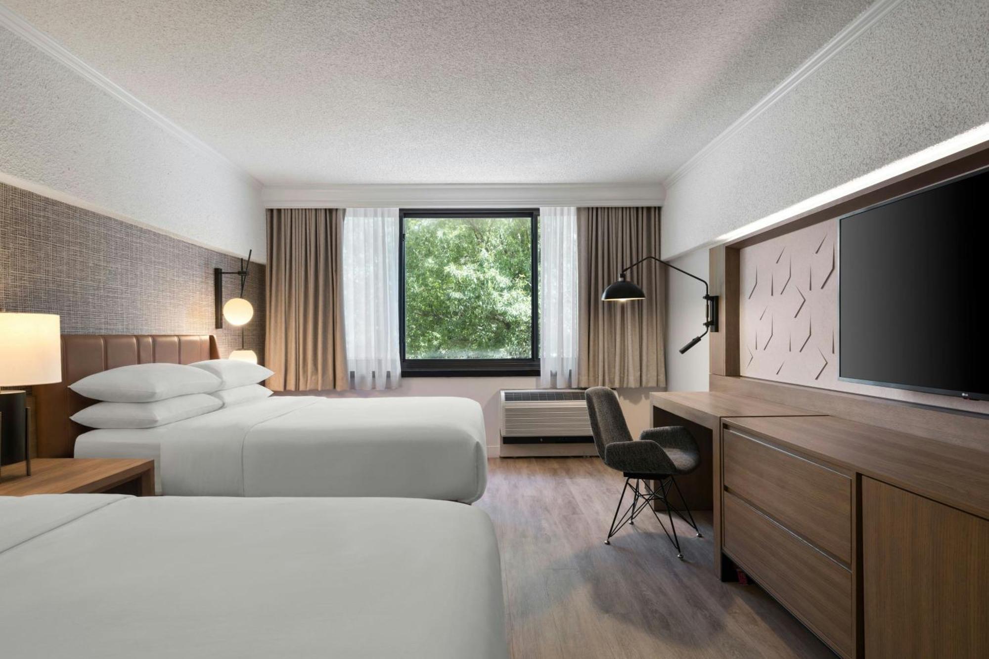 Guest room 2 Double Limited view