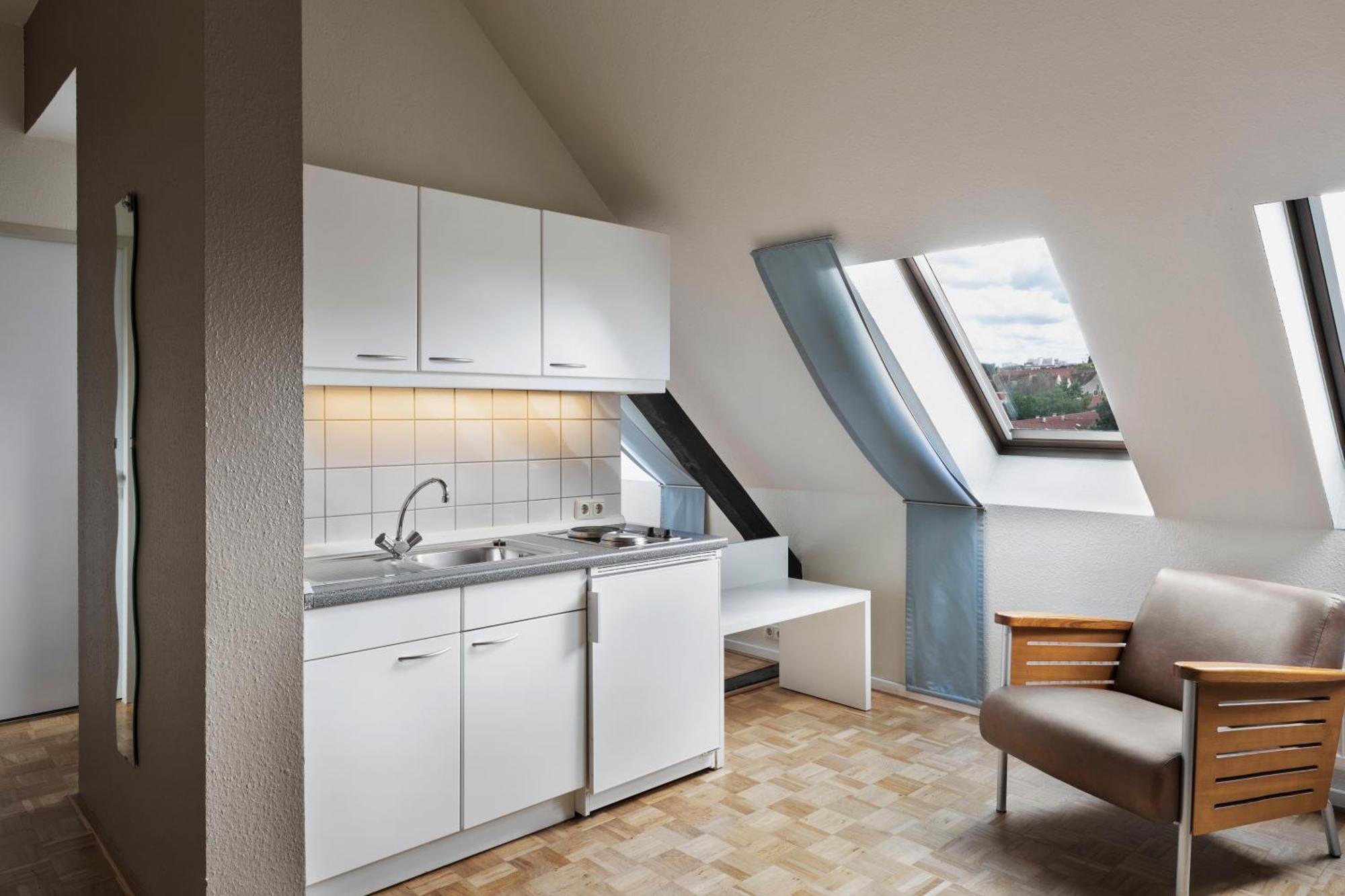 Studio Apartment Single Bed
