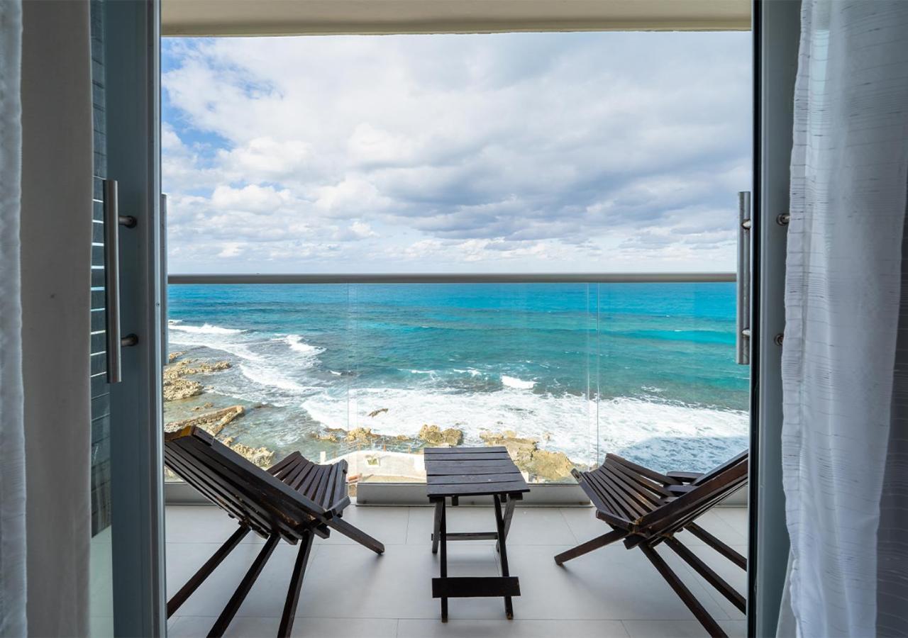 Deluxe Ocean View Room