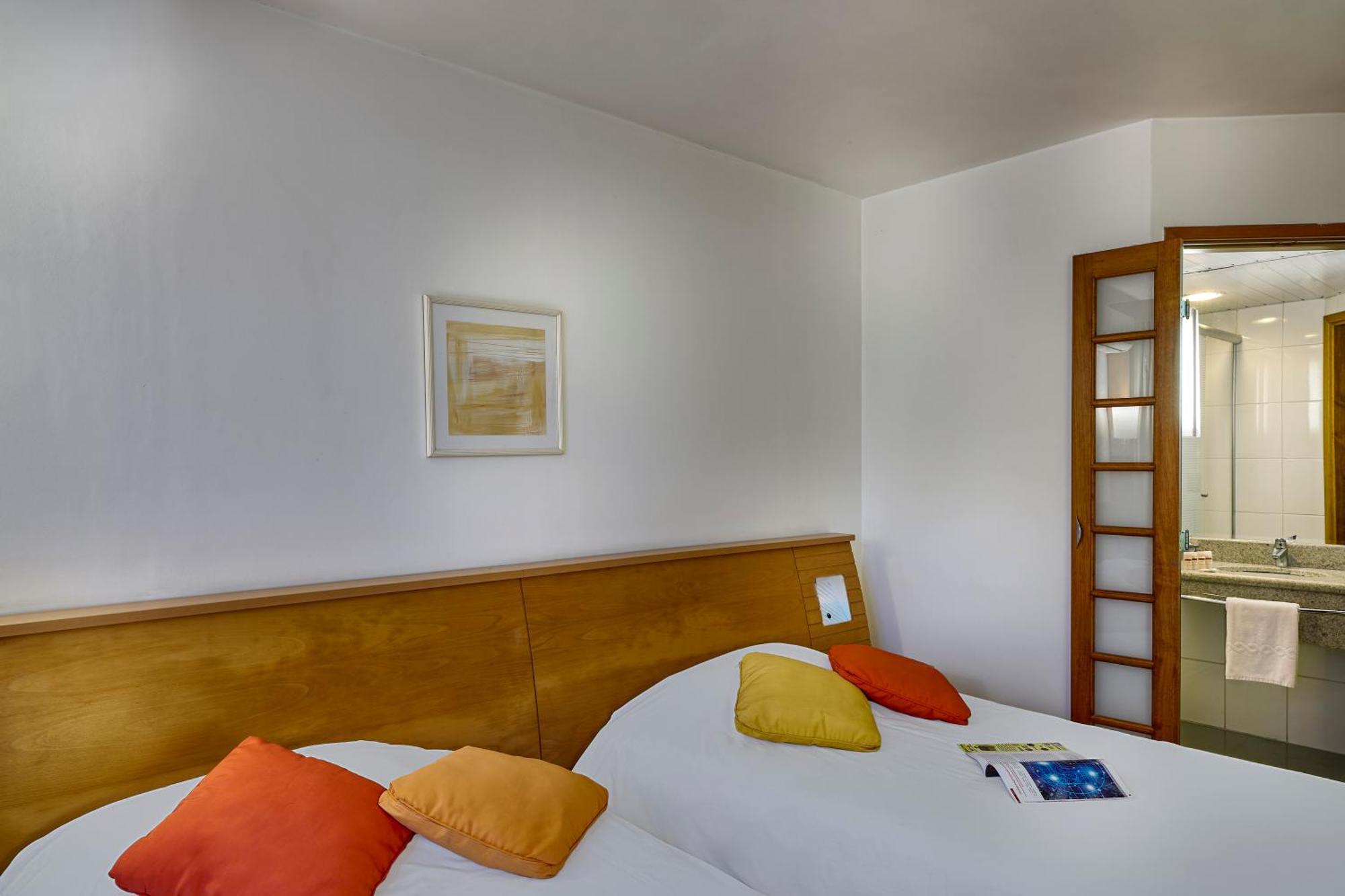 Standard Apartment Twin Beds