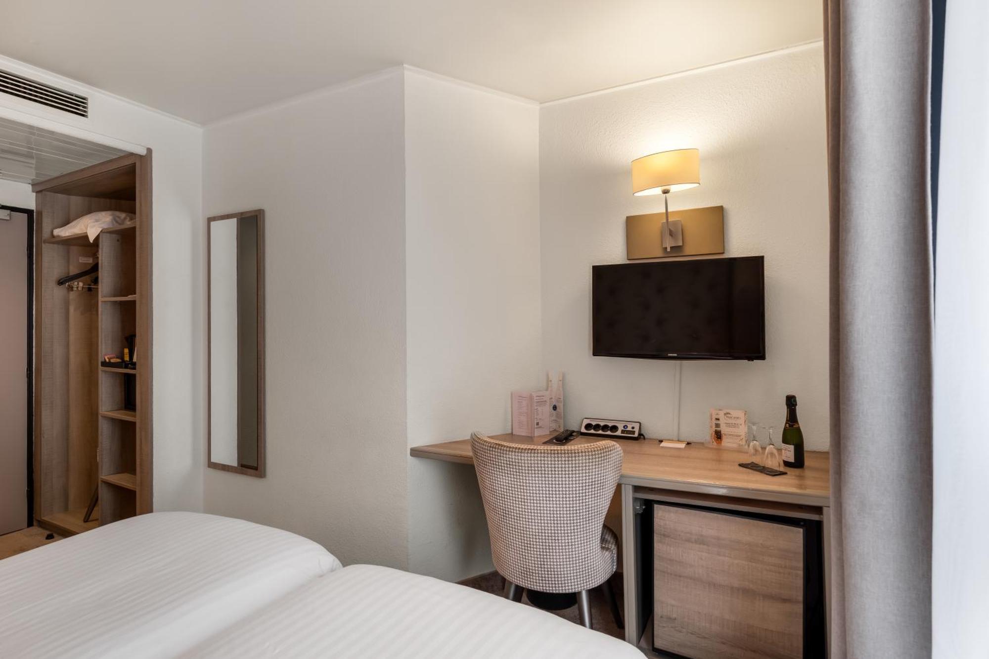 Classic Double or Twin Room