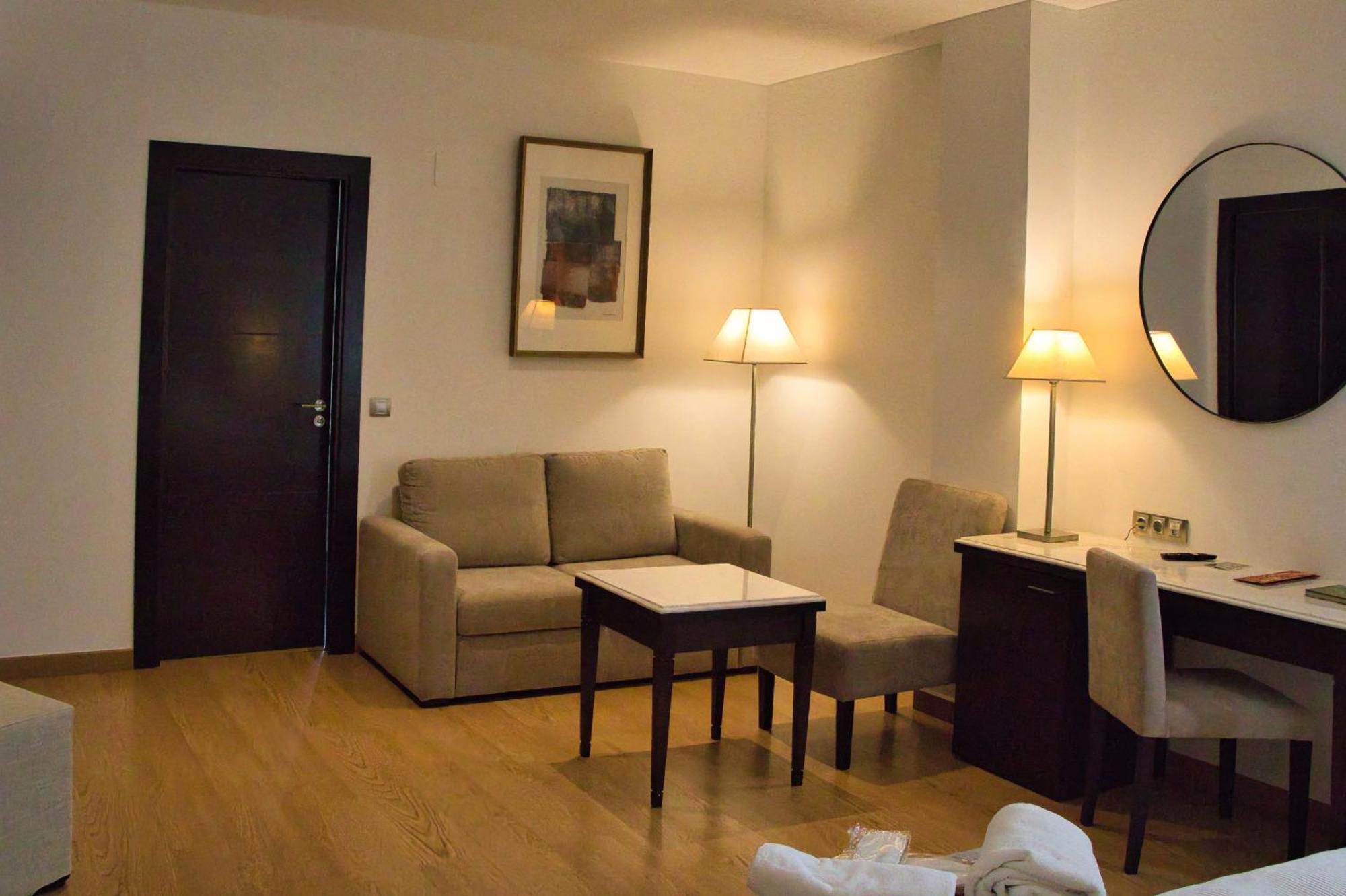 King Suite Spa Bath
