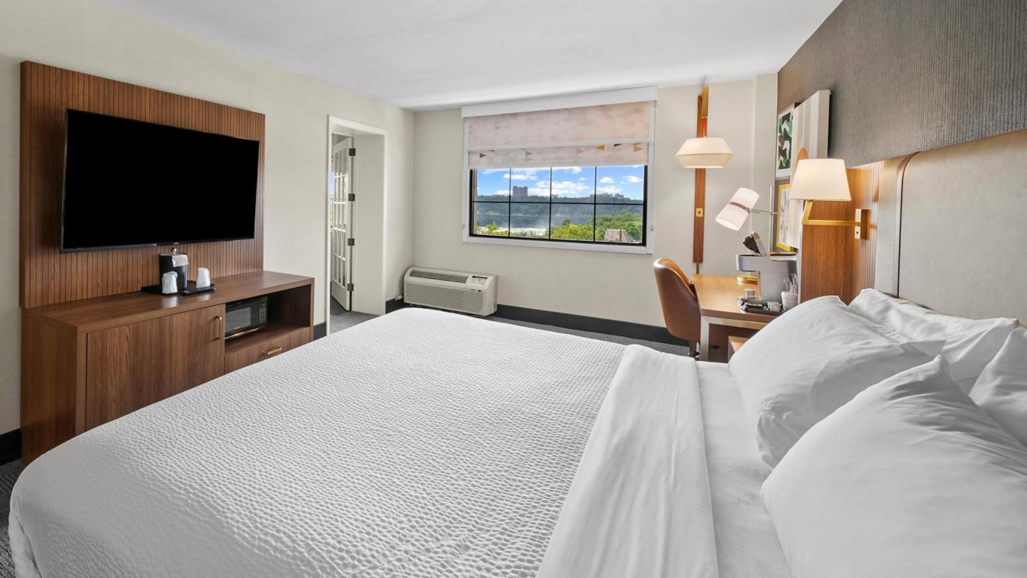 Standard King Suite