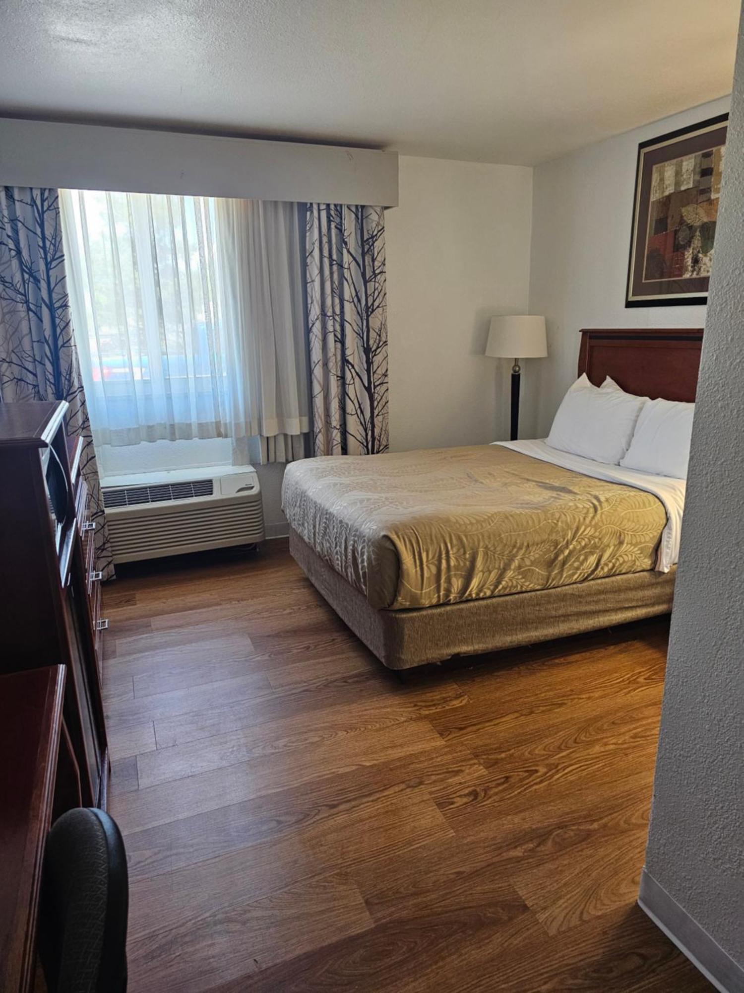 Double Room Non-Smoking