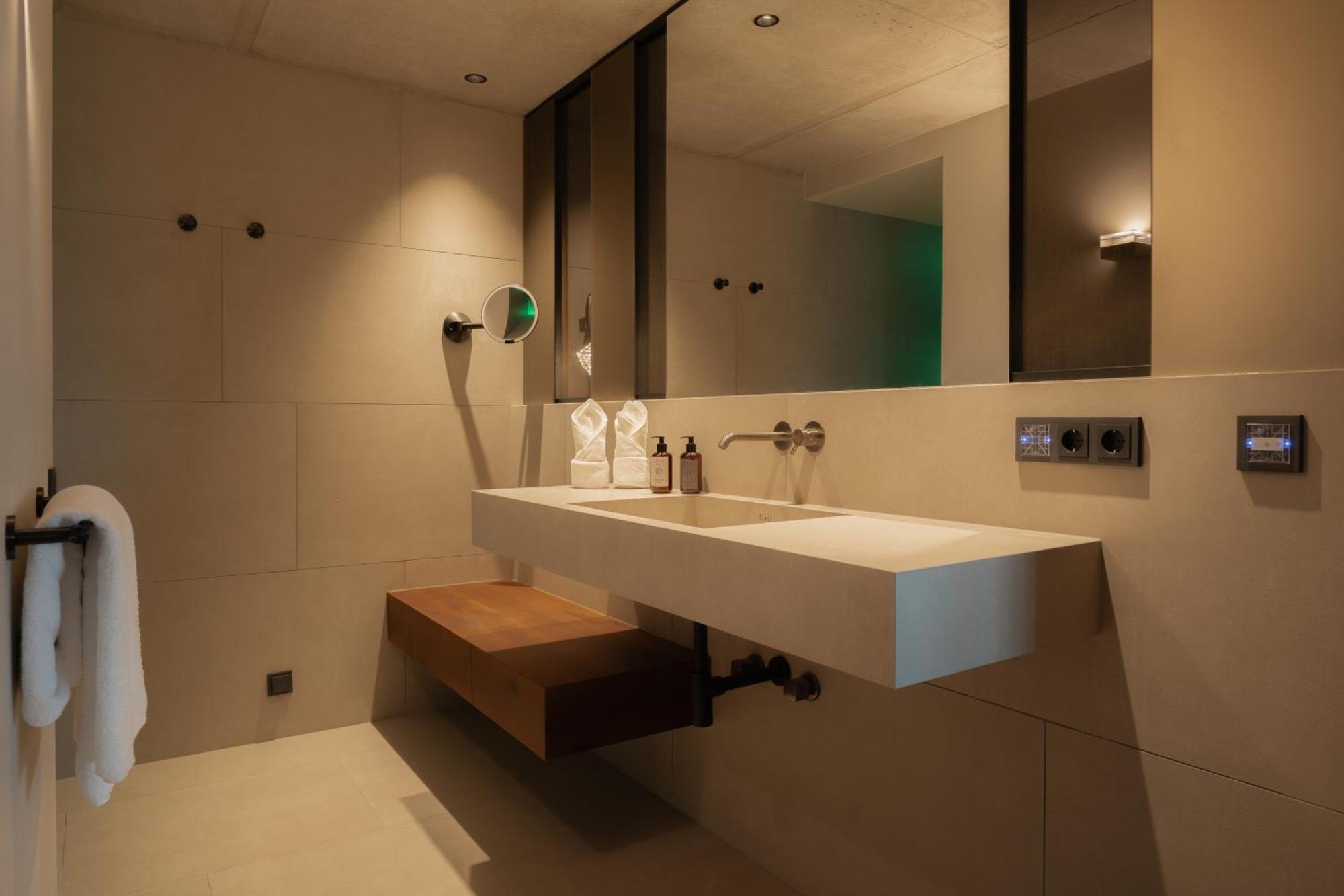 Deluxe Junior Suite