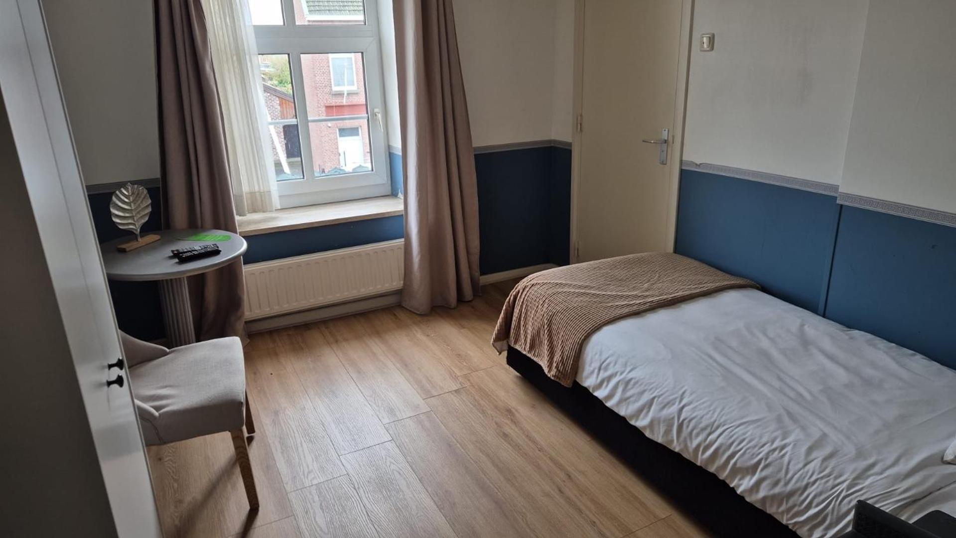 Economy Single Room