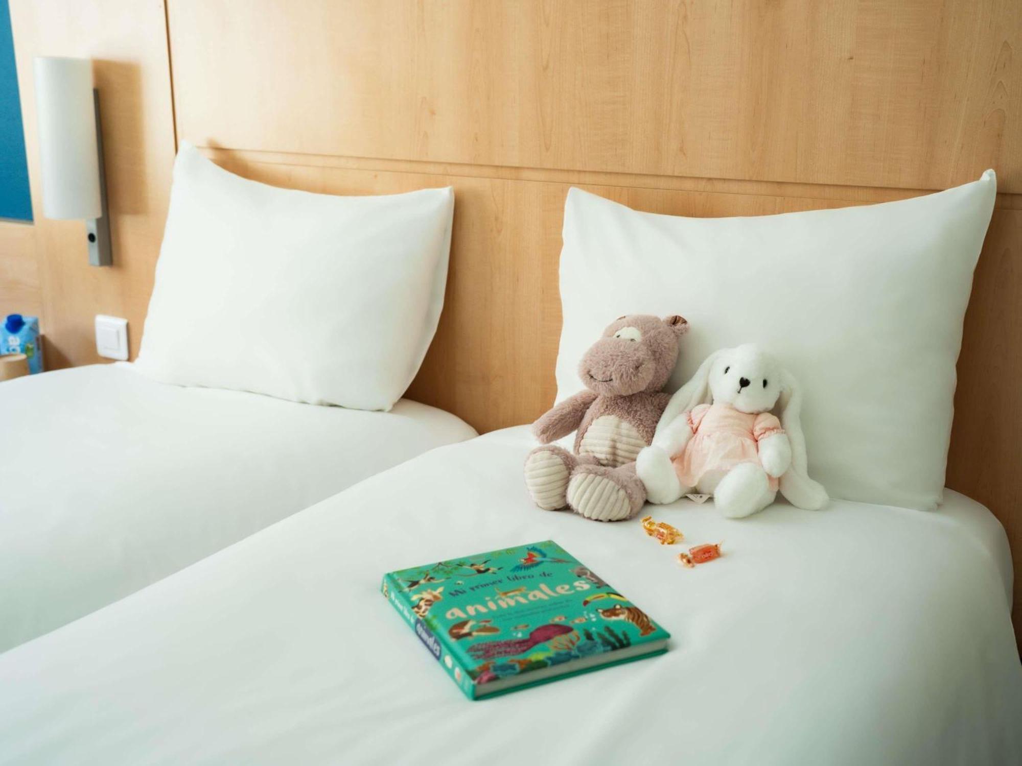 Standard Room Two Single Beds