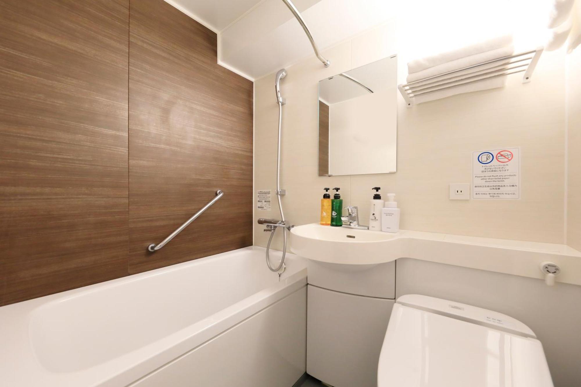 17sqm Superior Queen Room Non-Smoking