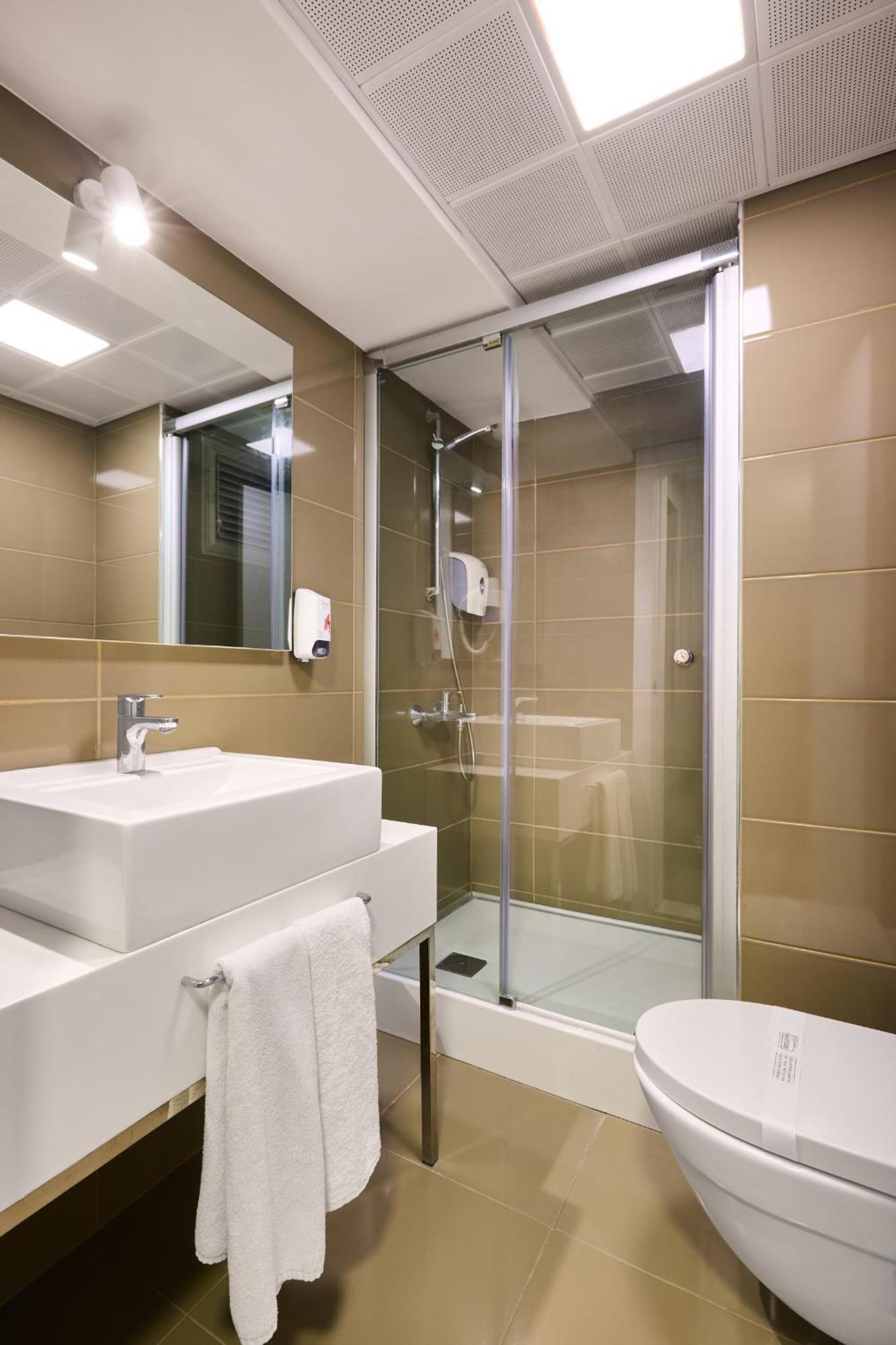 Budget Single Room