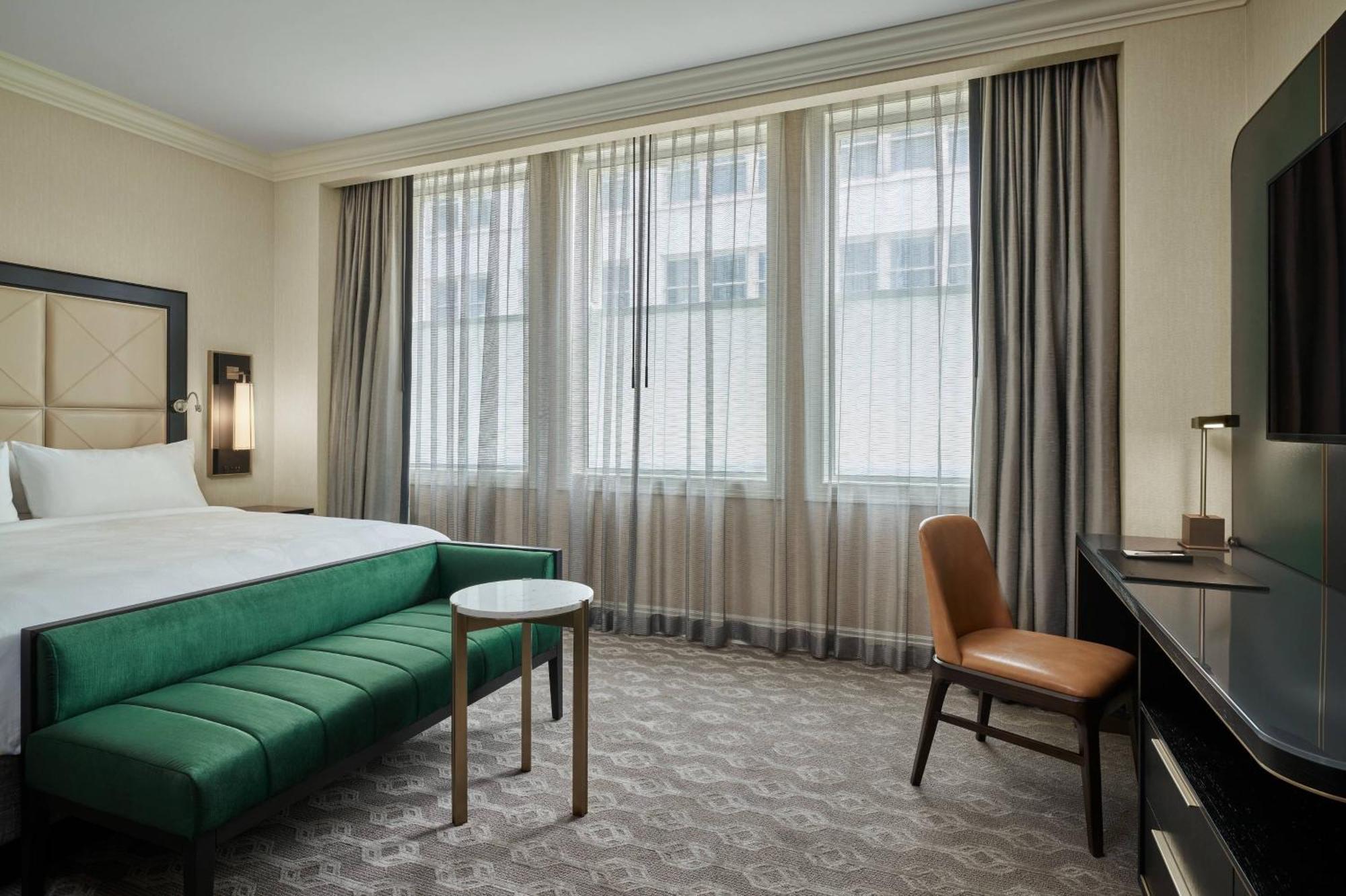 Deluxe King Room