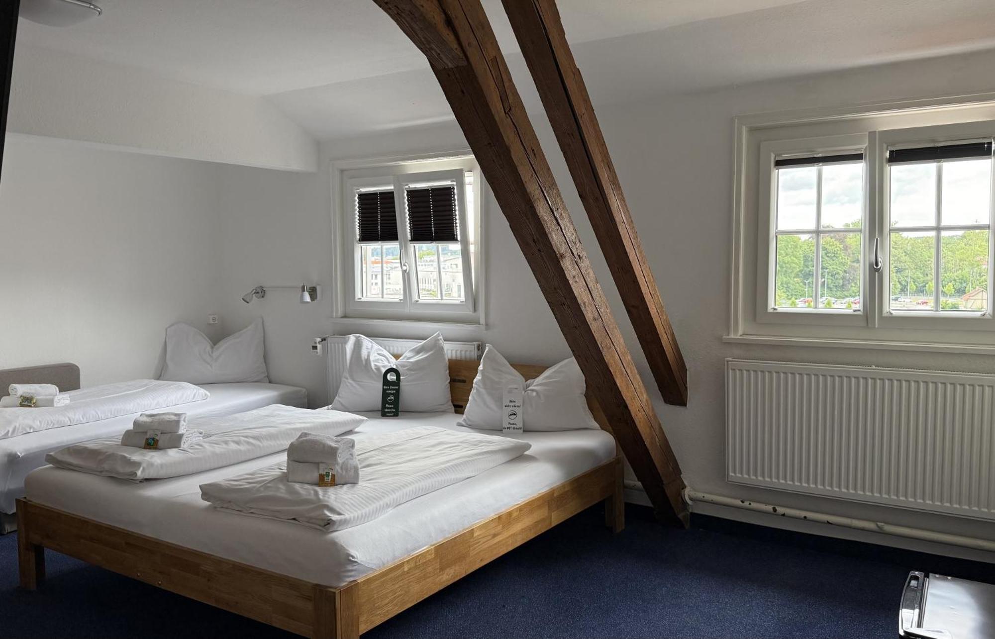 3-Bed Room