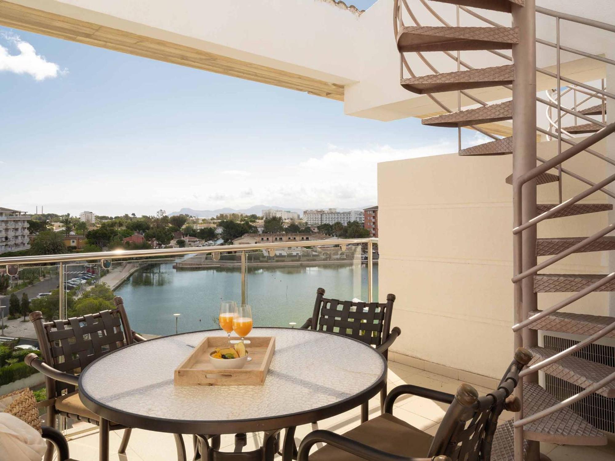Penthouse Apartment