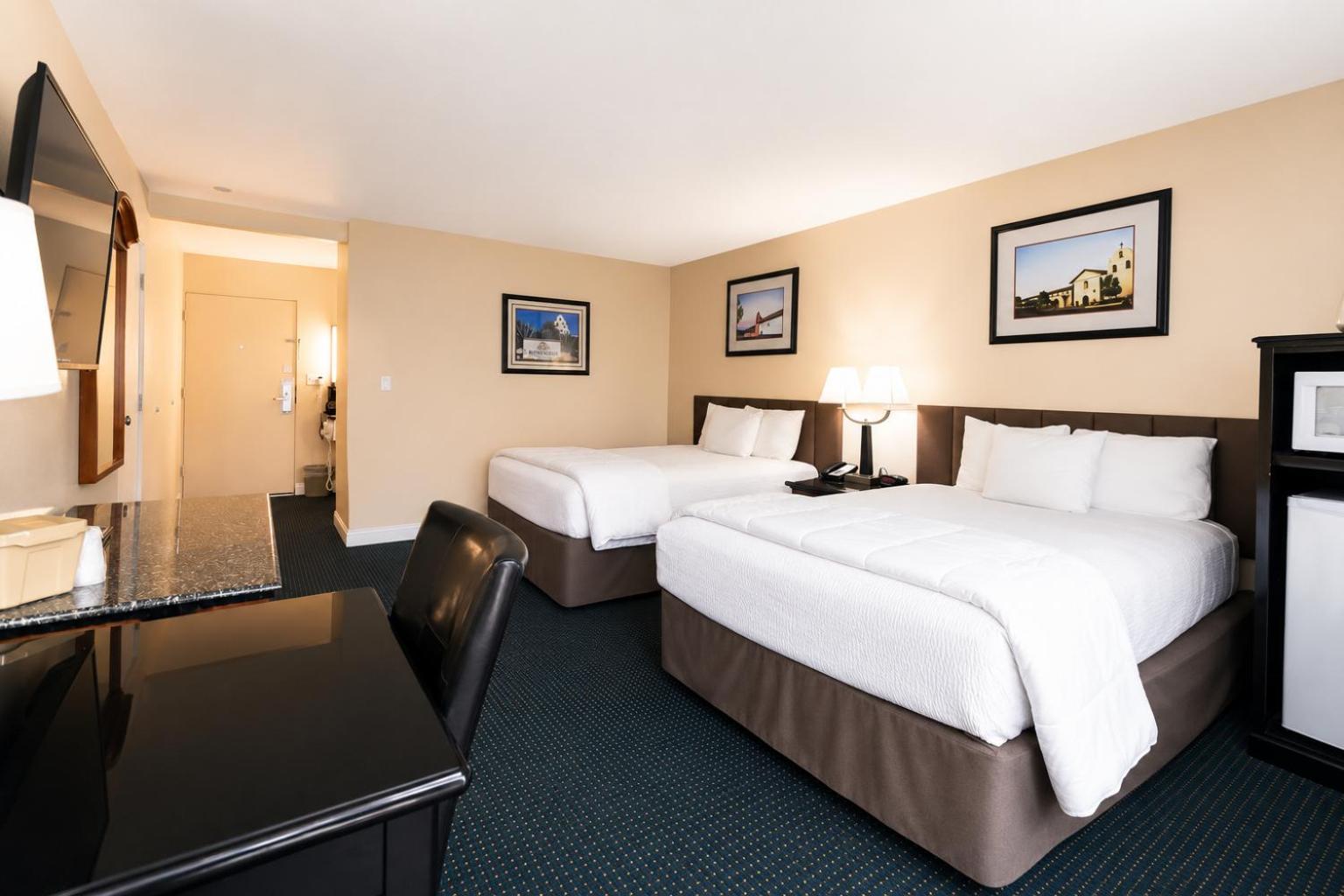 Standard Queen Room Two Queen Beds Upstairs