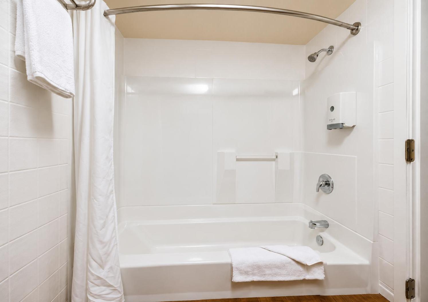 Standard Room Two Double Beds Ground Level