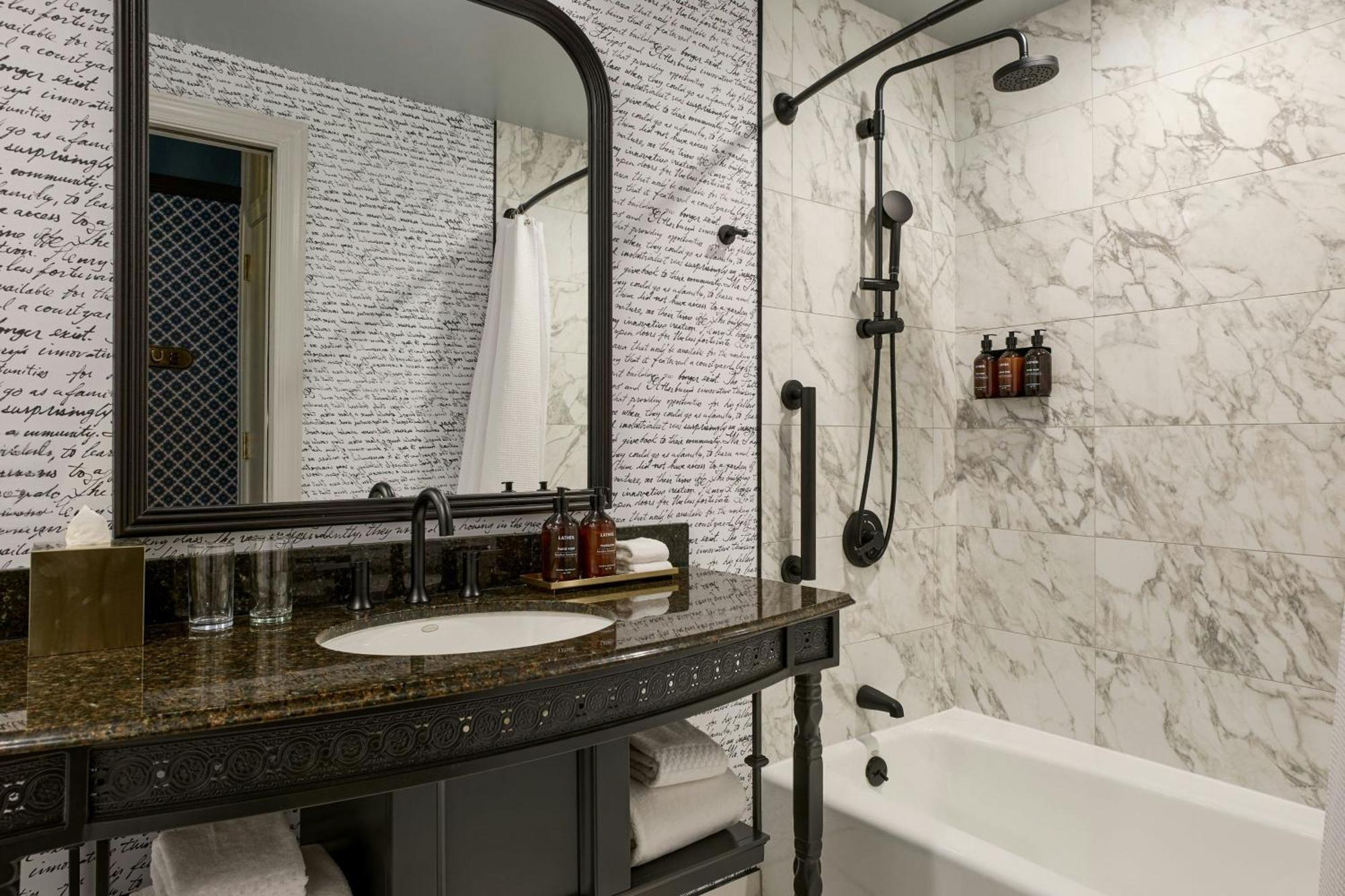 King Room Concierge Lounge