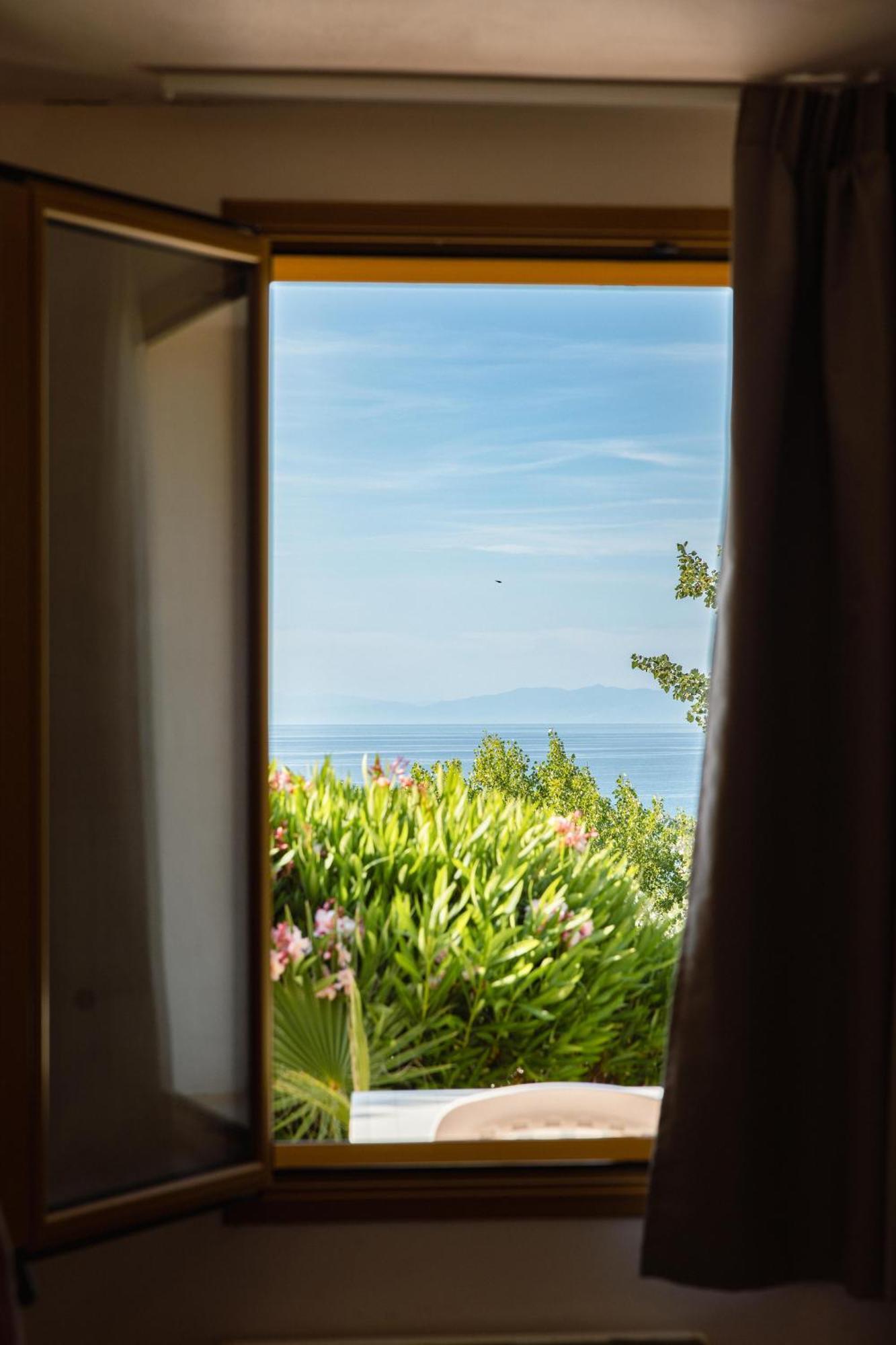 Triple Room Sea View
