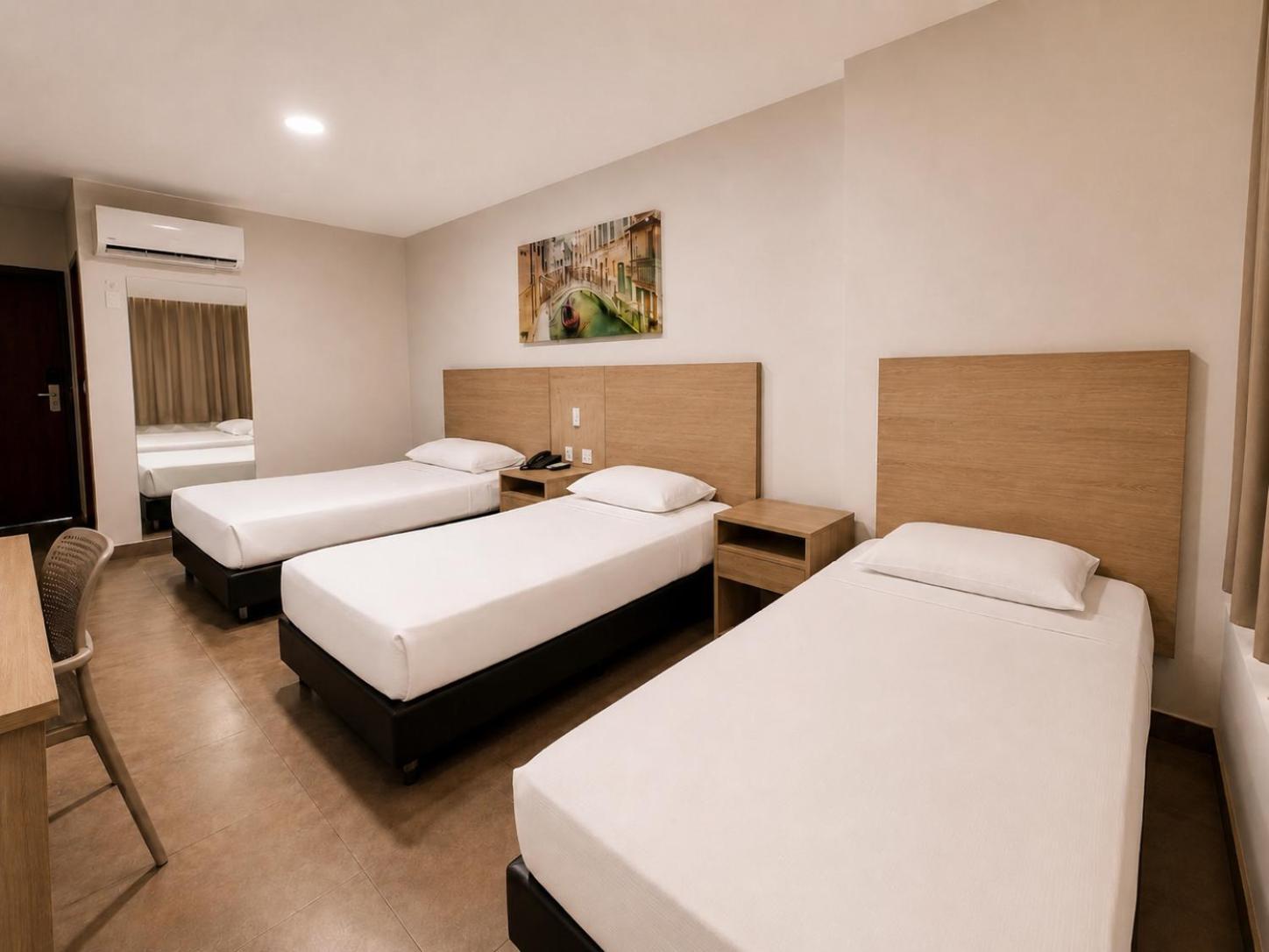 Triple Room