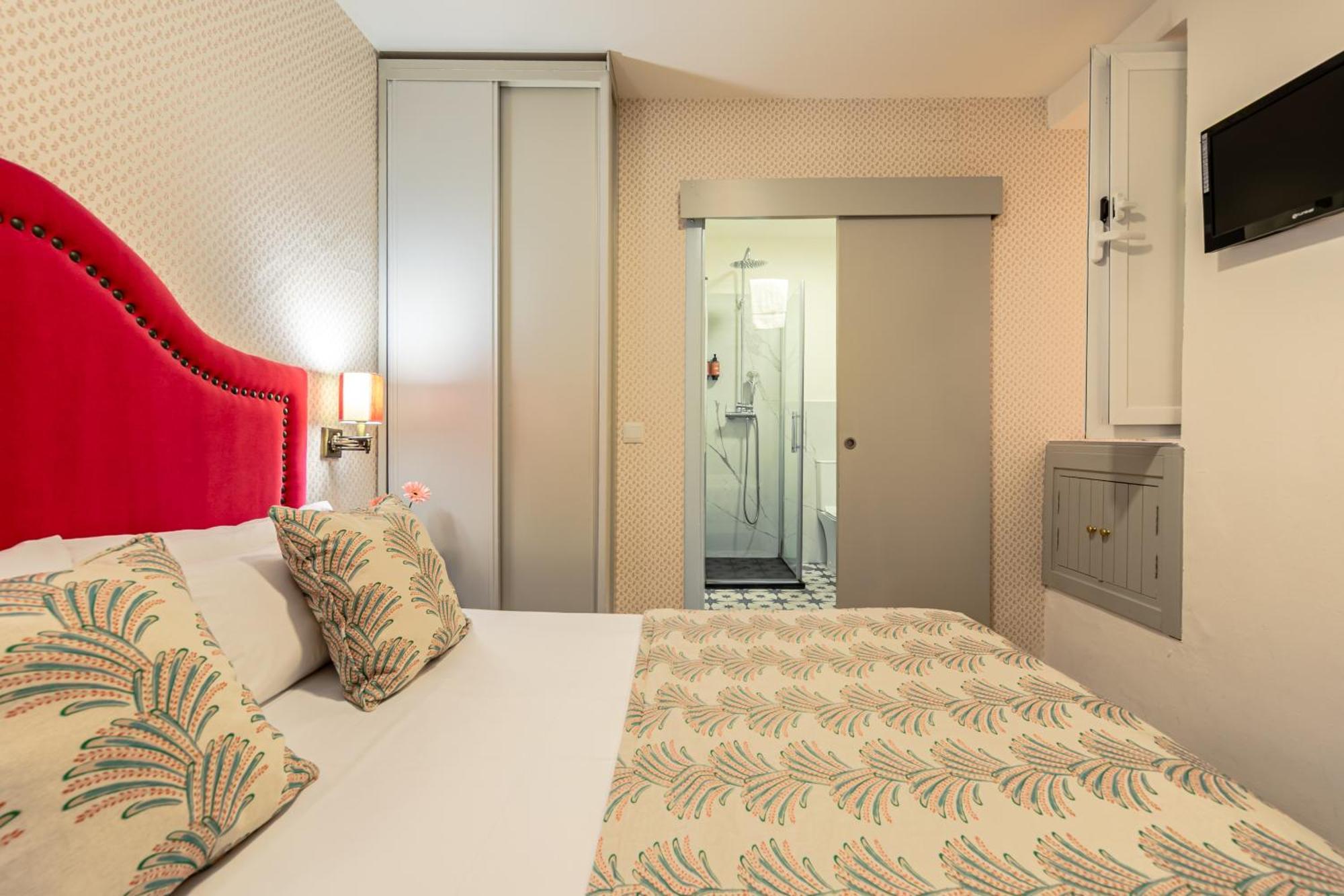 Economy Double or Twin Room