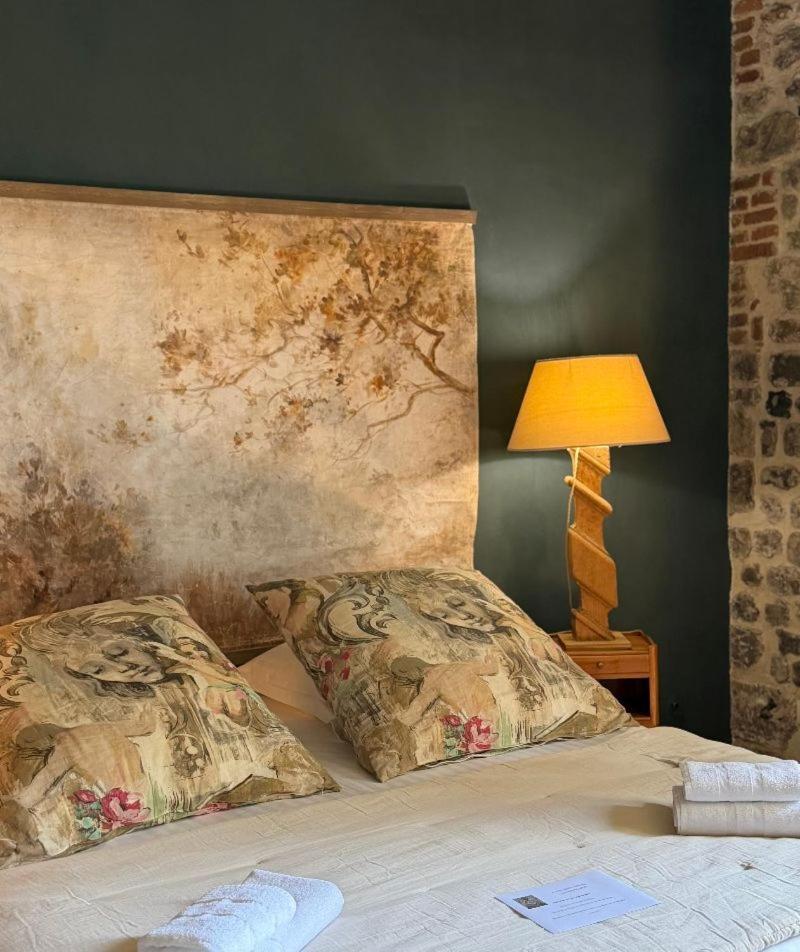Deluxe Queen Suite