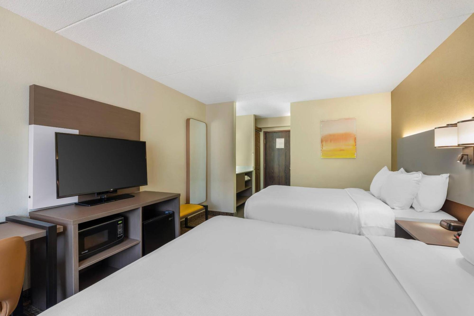 Double Room Two Double Beds Non-Smoking