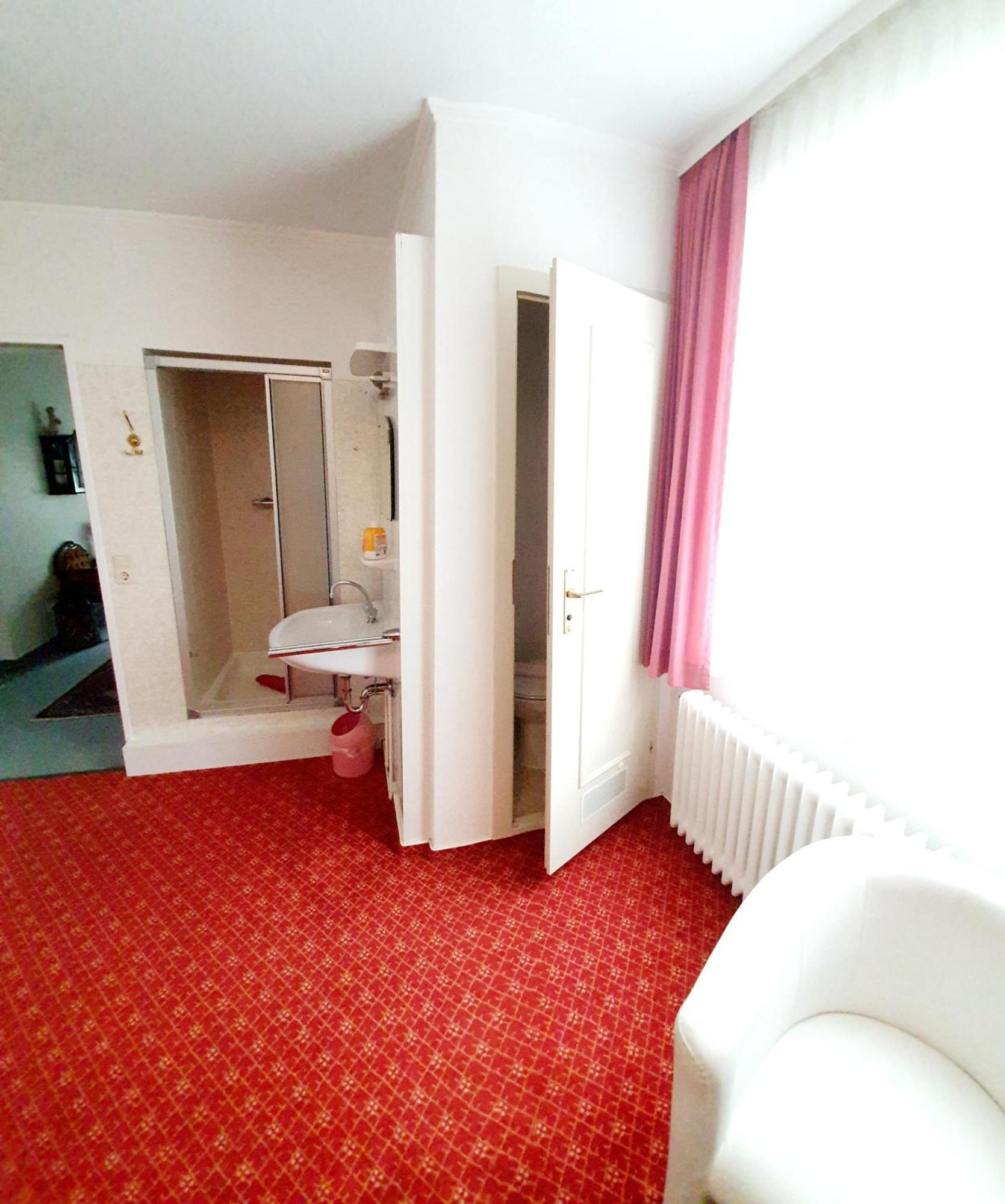 Standard Single Room