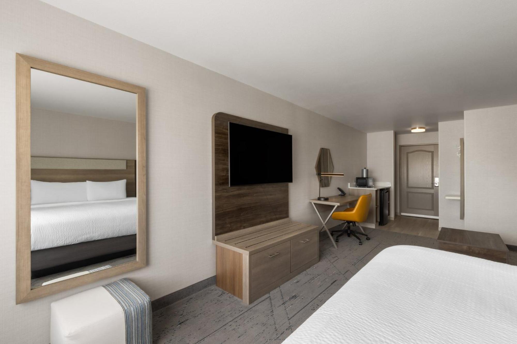 King Suite