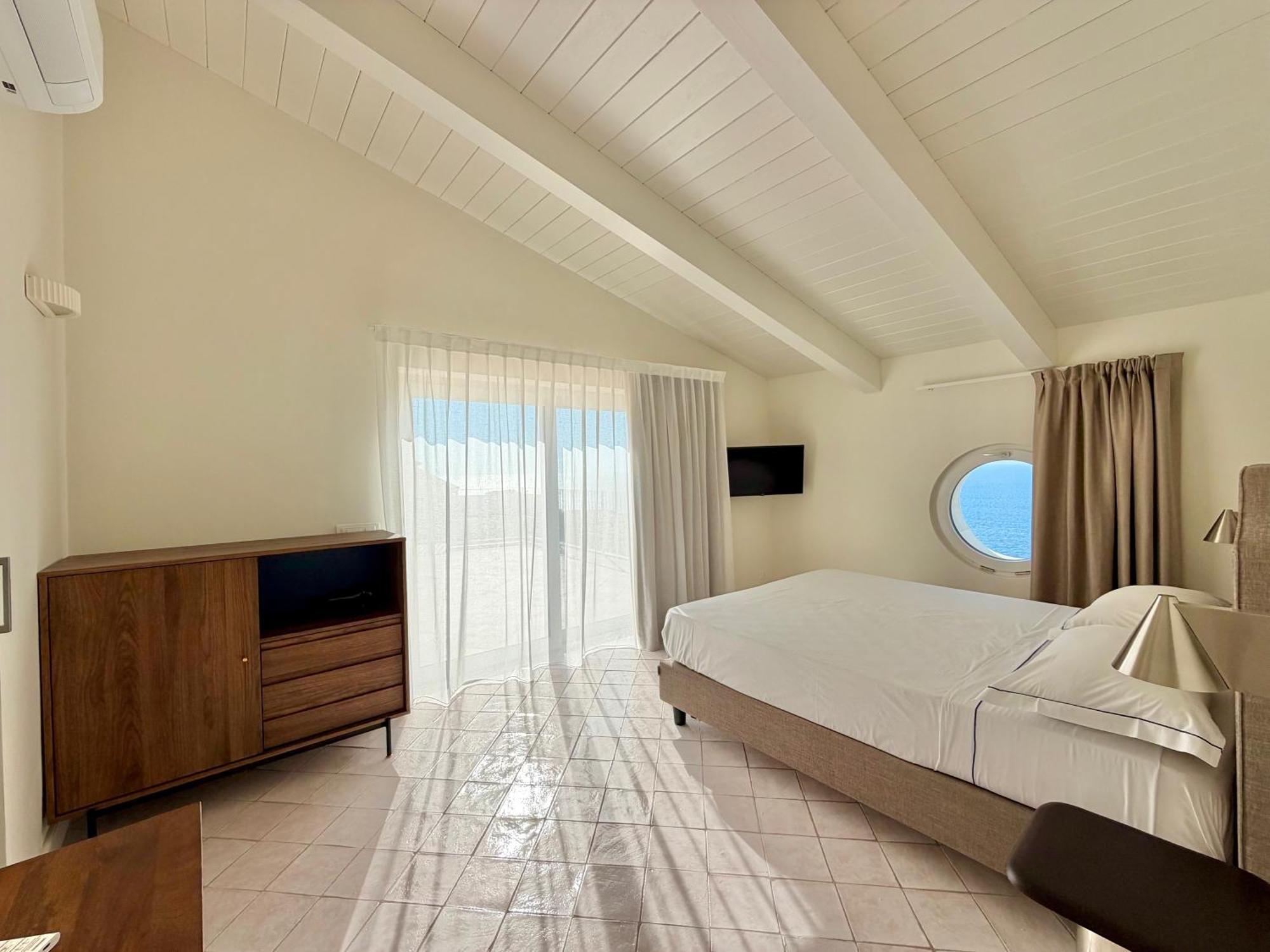Deluxe Double Room Balcony Sea View