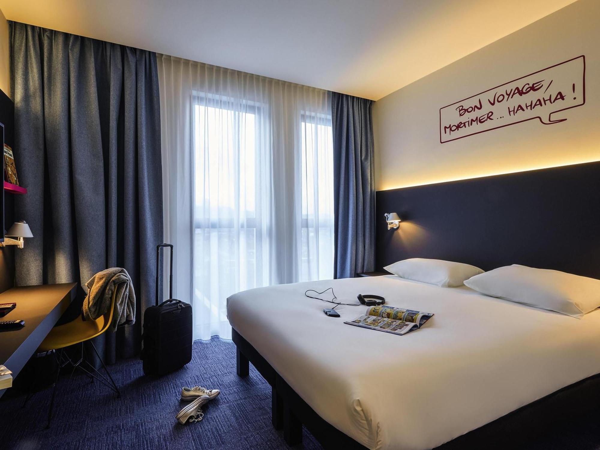 Standard King Room