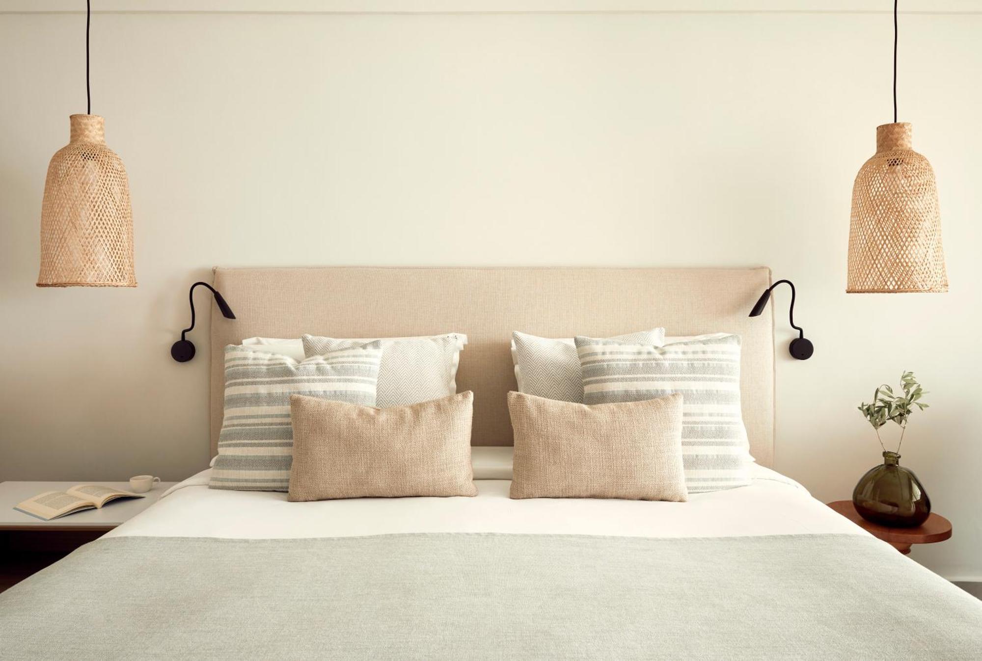 One-Bedroom Suite Inland View