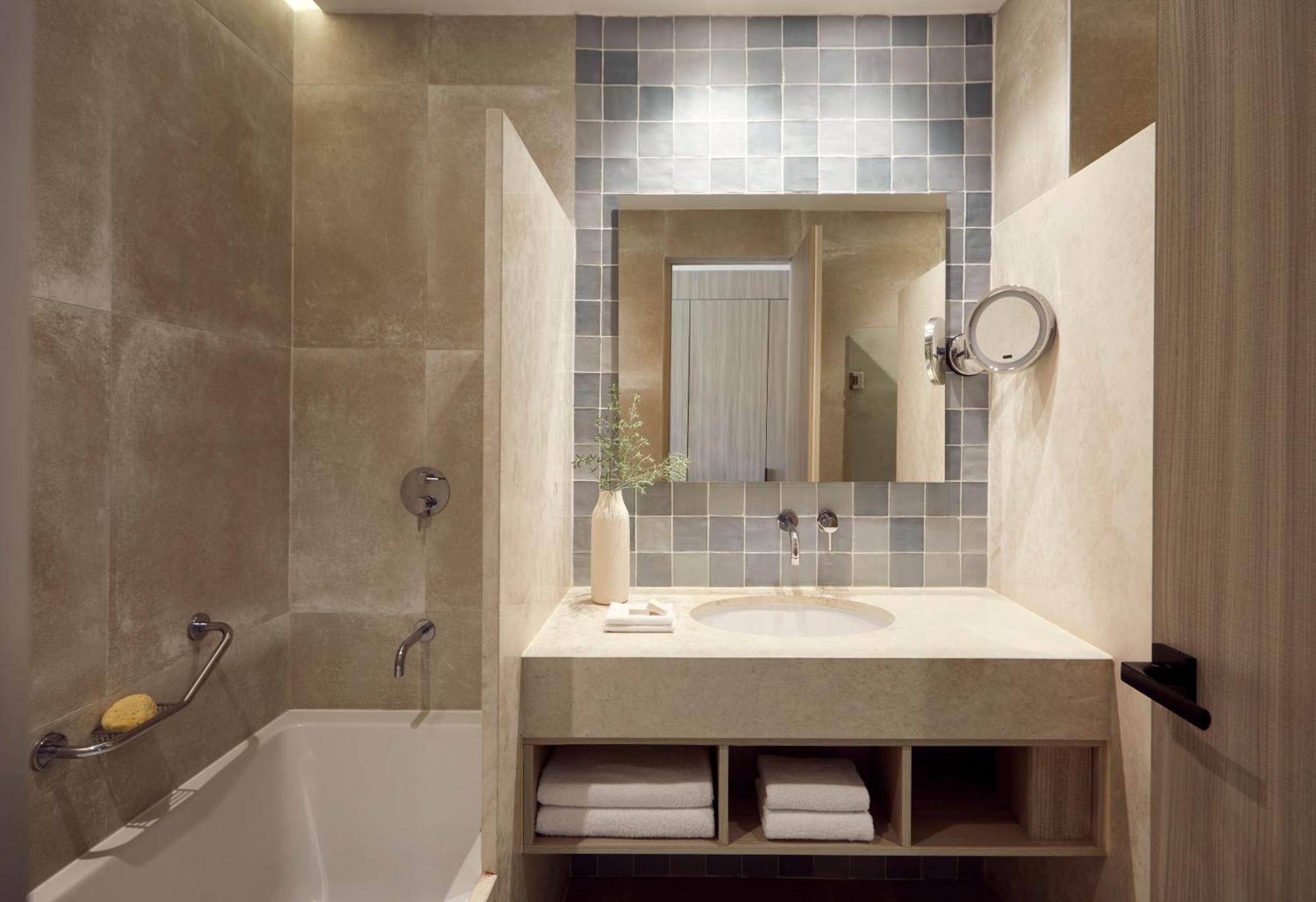 Double Room Inland View