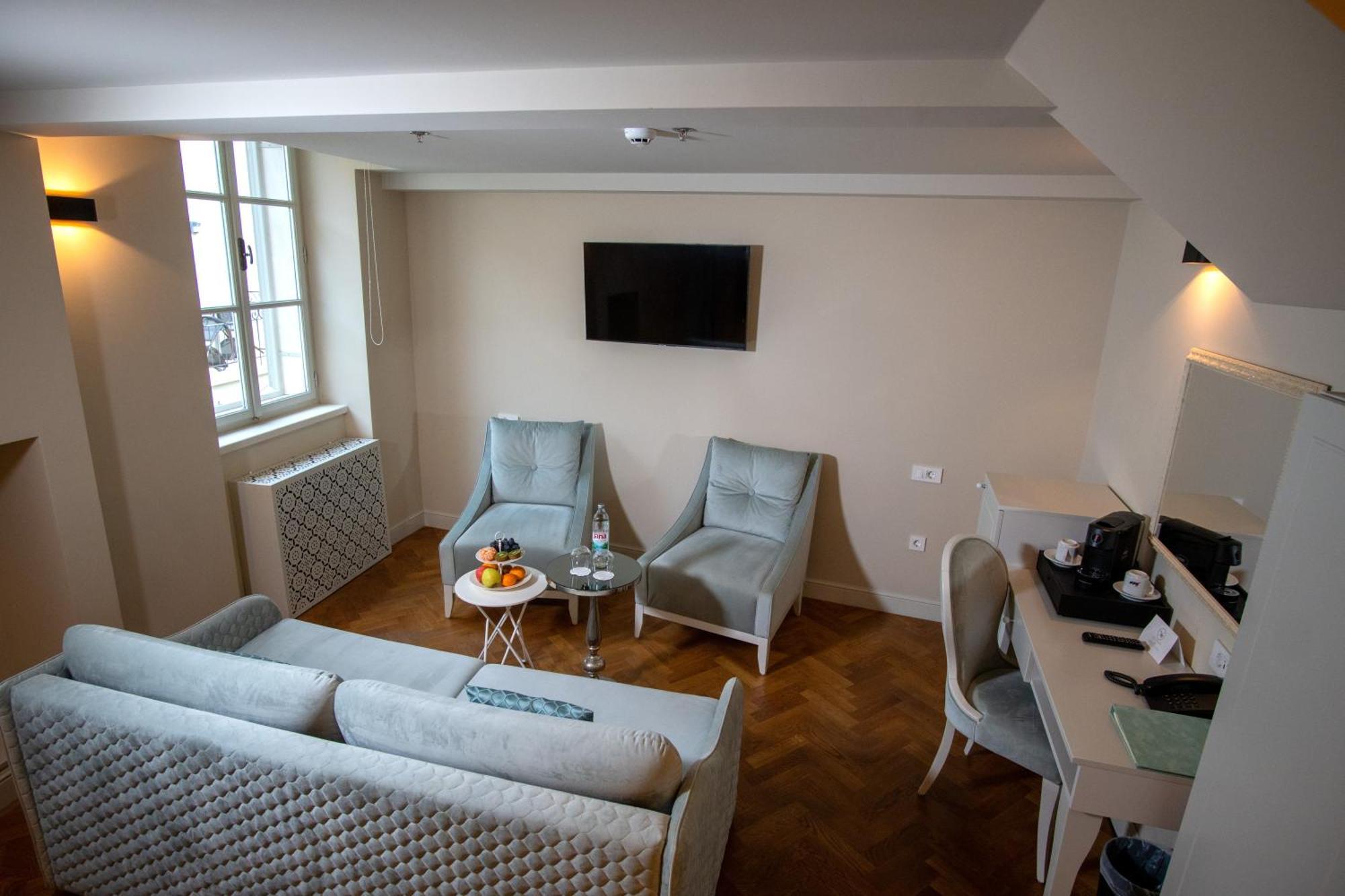 Duplex Suite