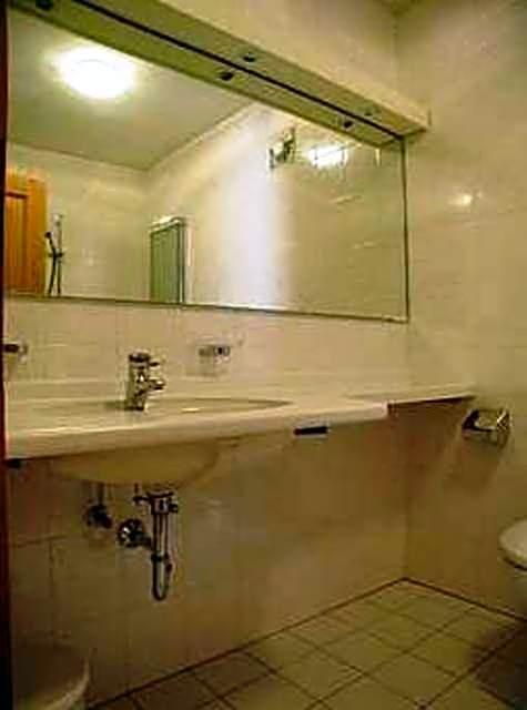 One-Bedroom Apartment 2