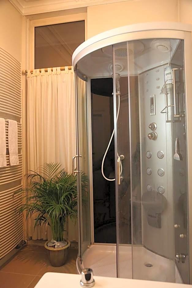 Two Connecting Double Rooms