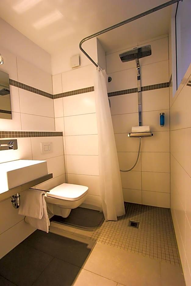 Comfort Single Room