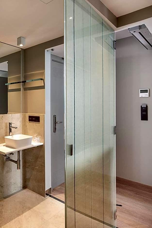 Double Room Private Bathroom