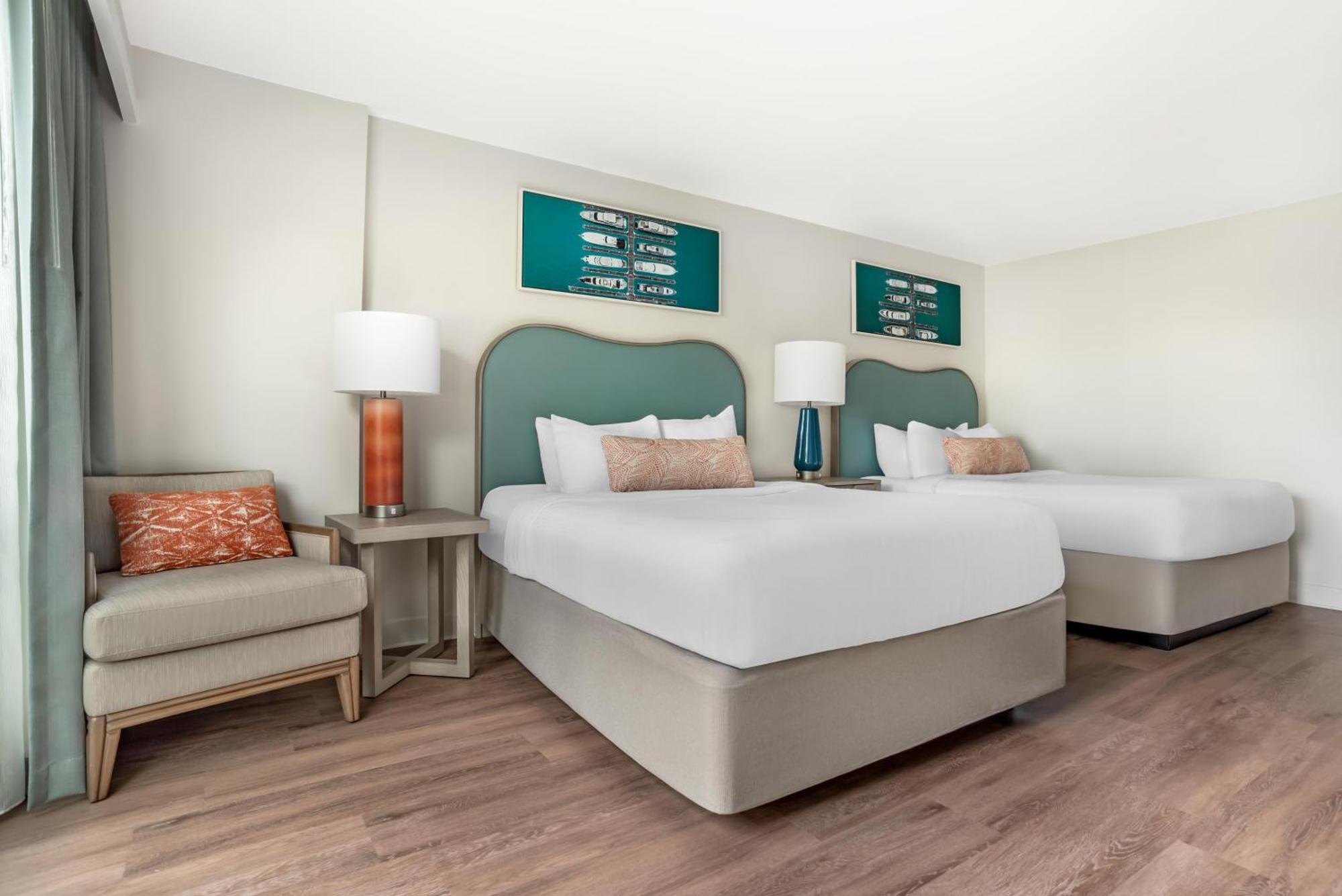 Studio Two Queen Beds Resort View