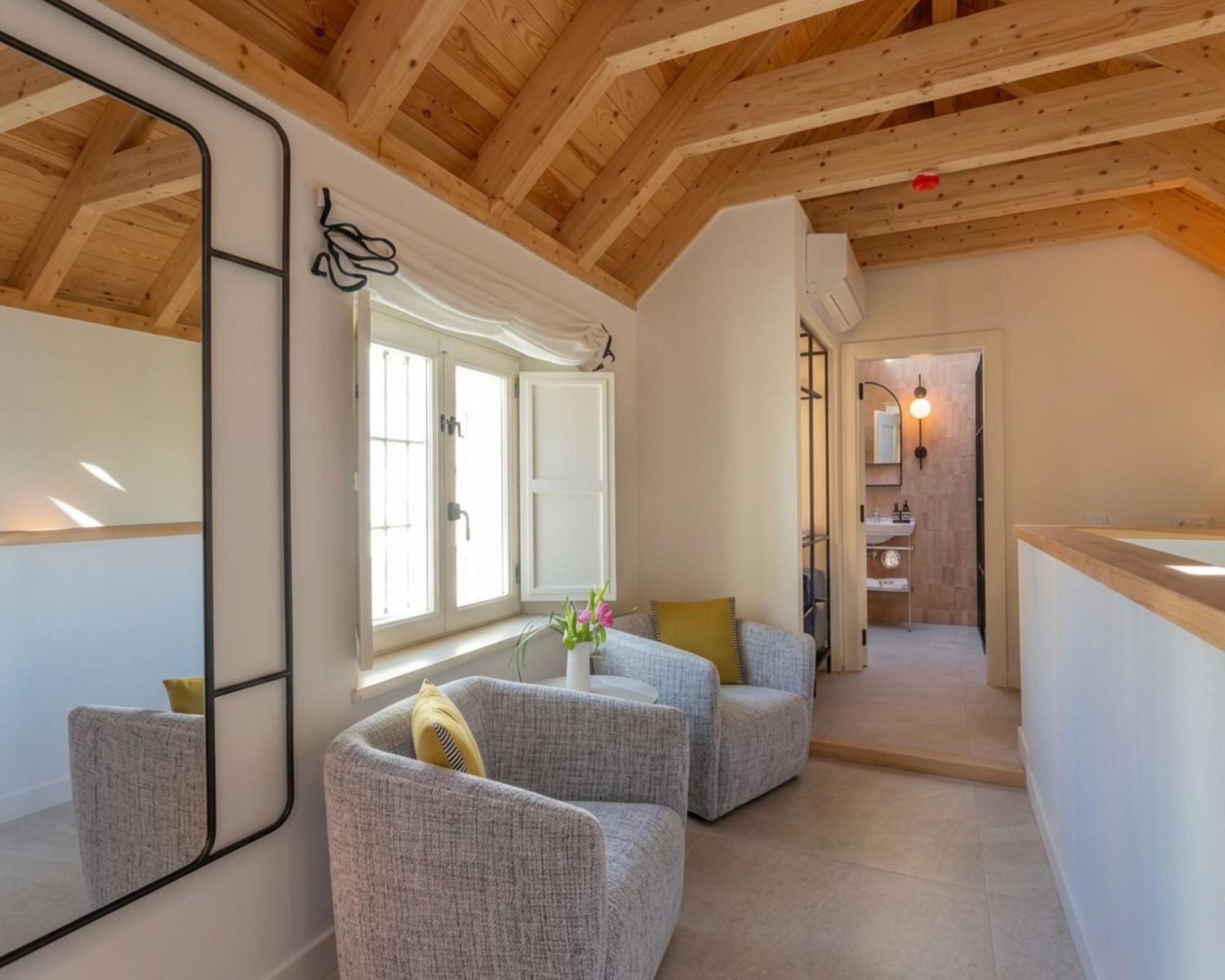 Superior Deluxe Double or Twin Room