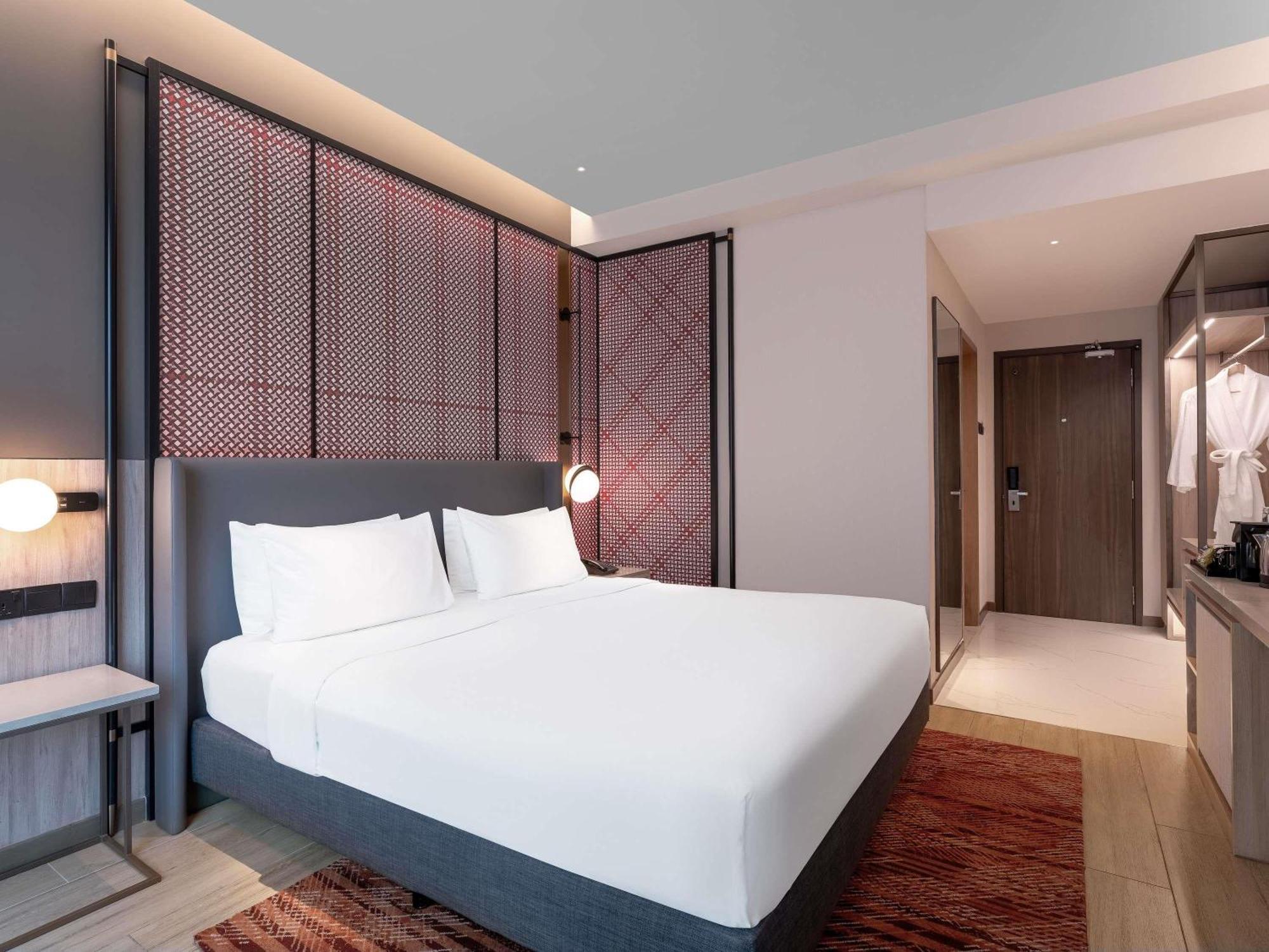 Superior RoomOne King Bed
