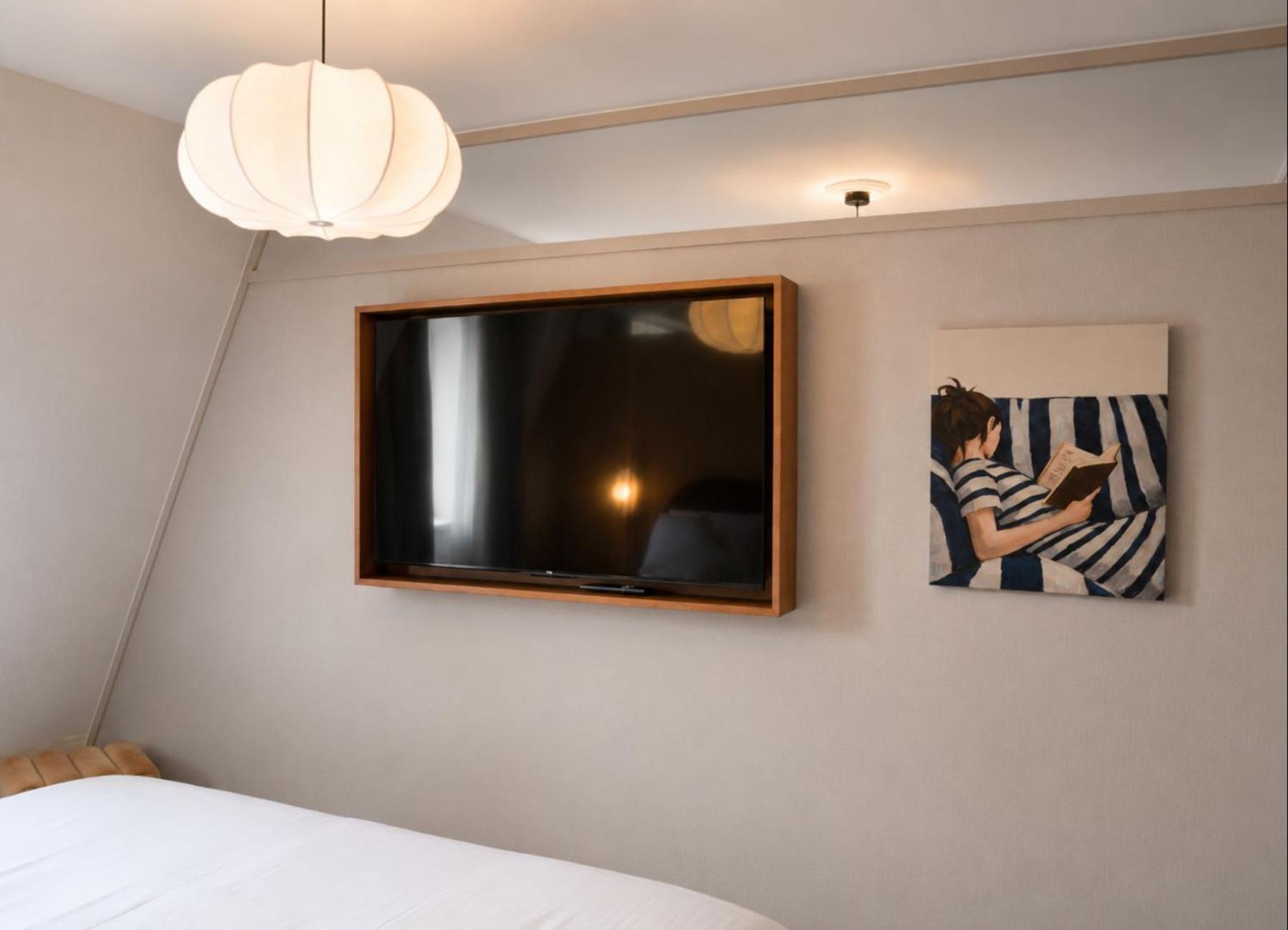 Urban Triple Room