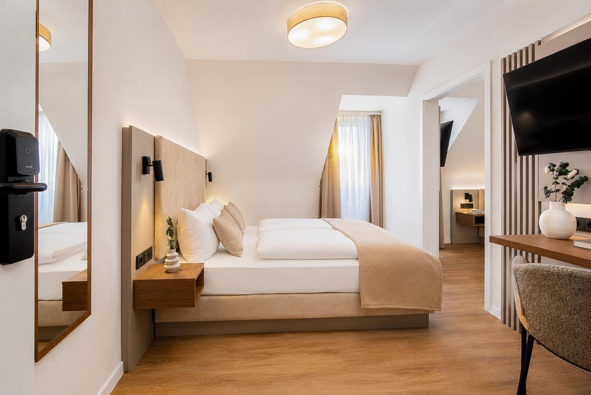 Comfort Triple Room