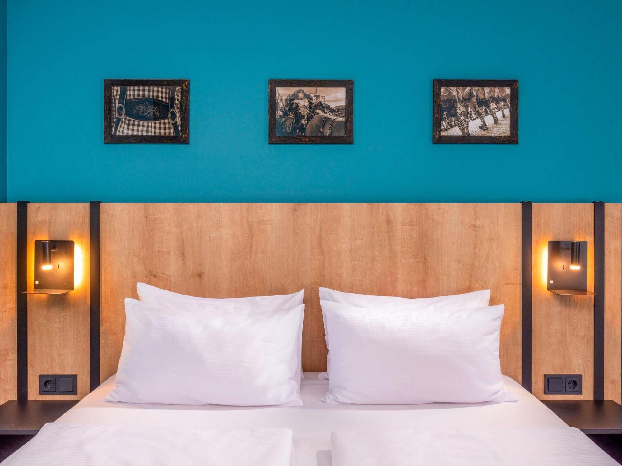 Privilege Queen Room