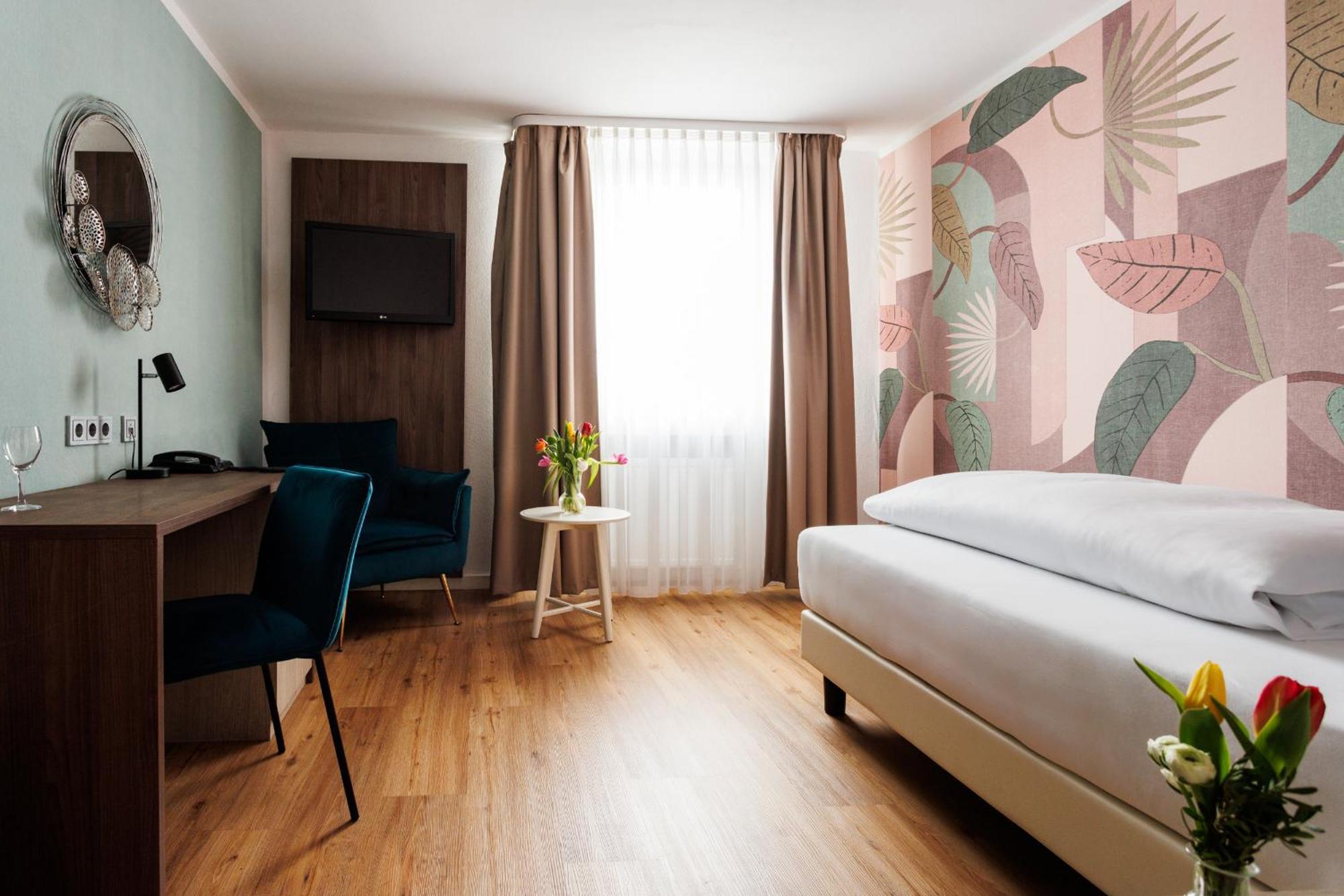 Deluxe Single Room