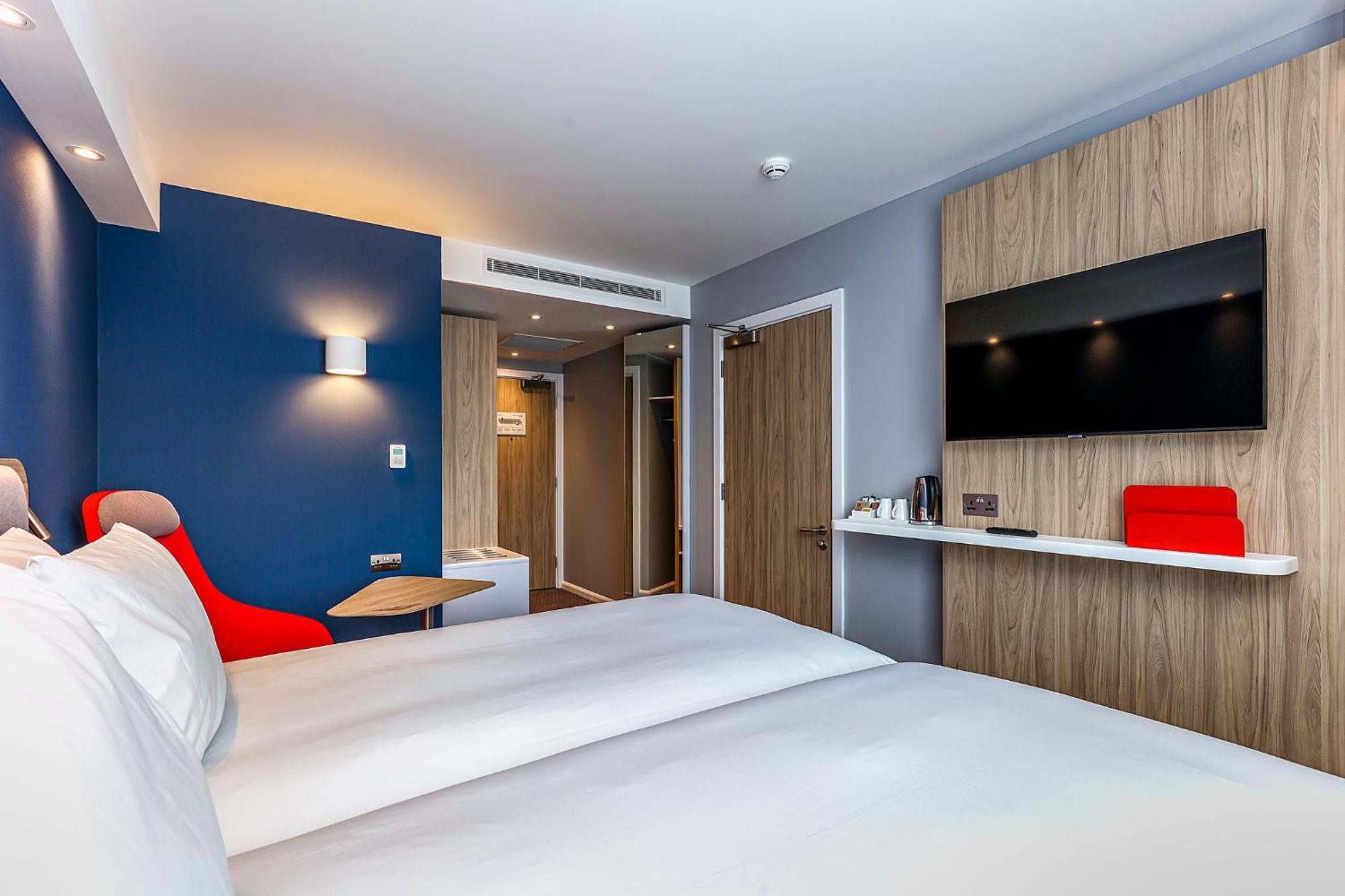 Standard Twin Room City View Hot