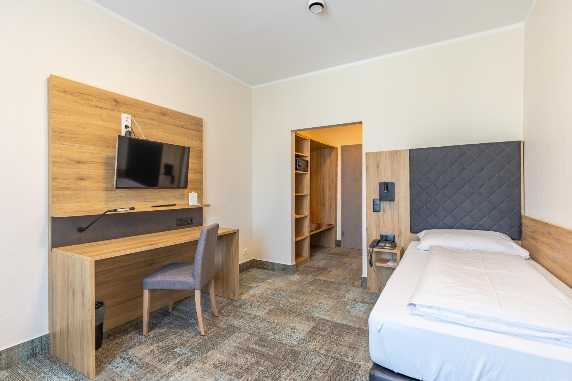 Single Room City View