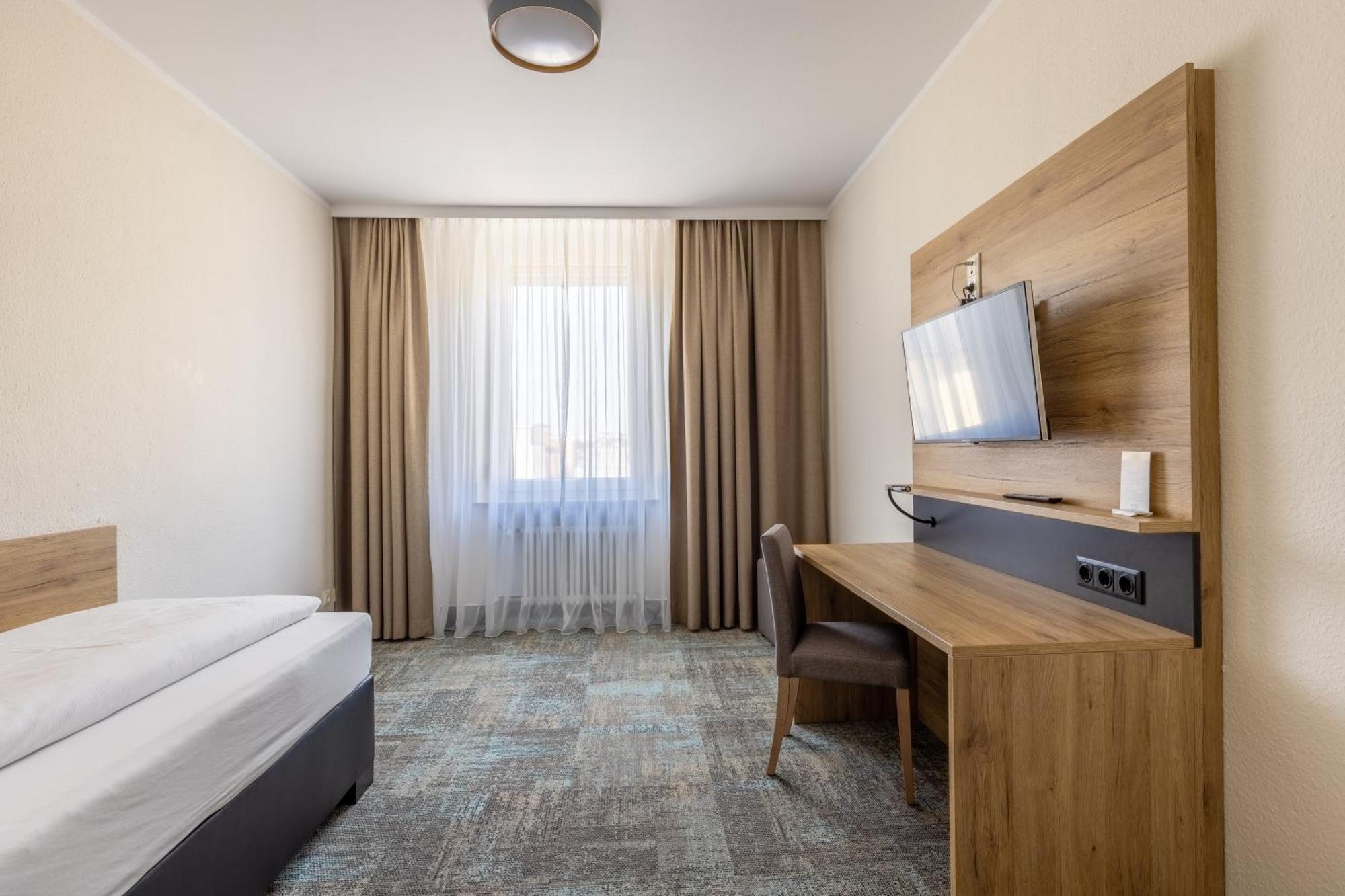 Single Room City View