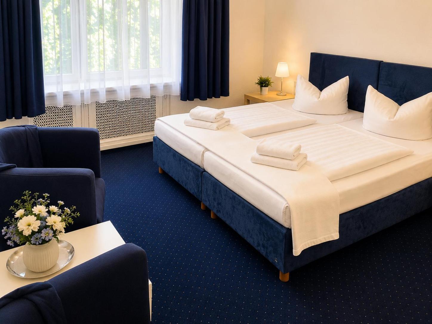 Large Double or Twin Room