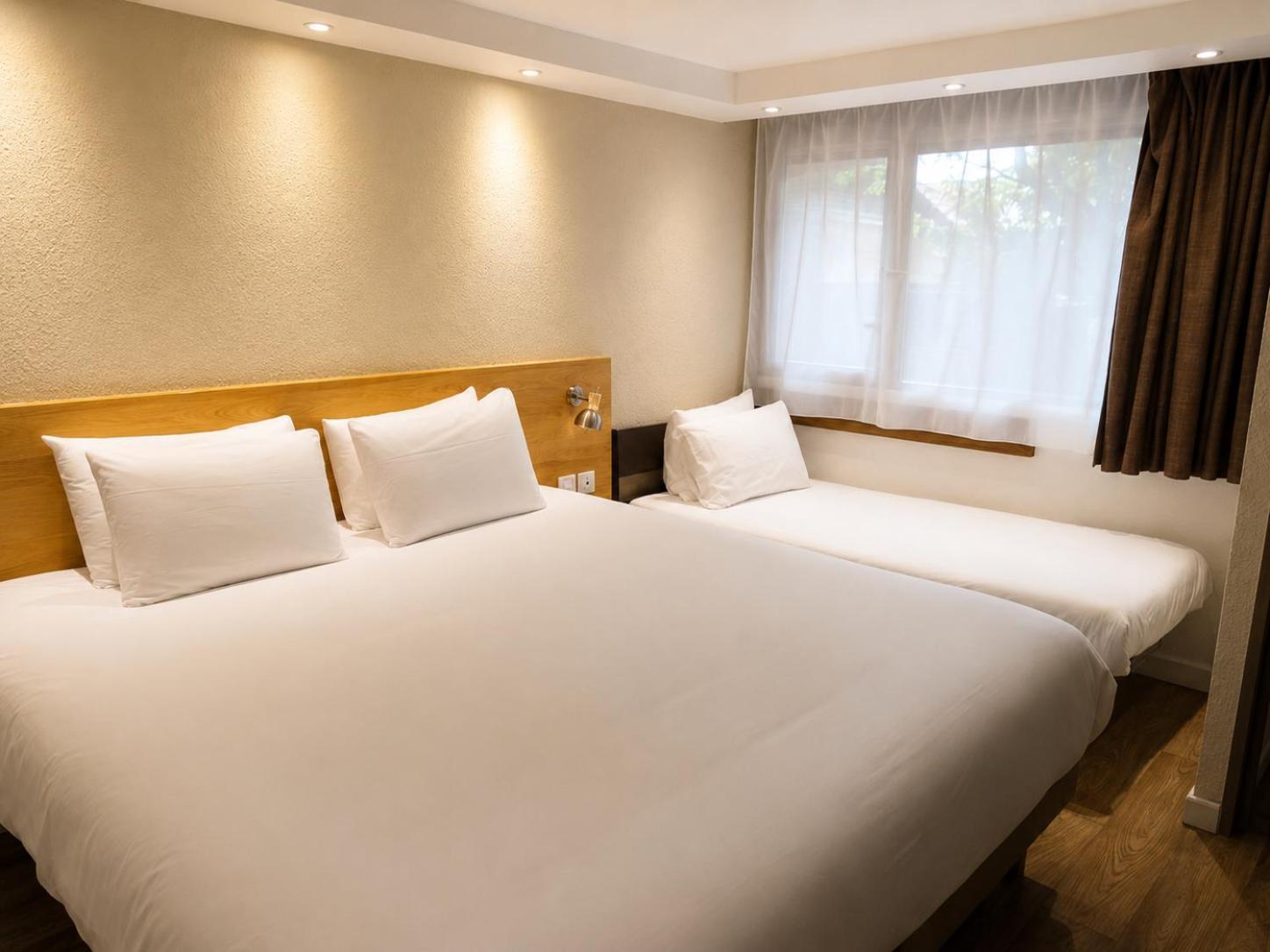 Triple Room 1 Double Bed 1 Single Bed