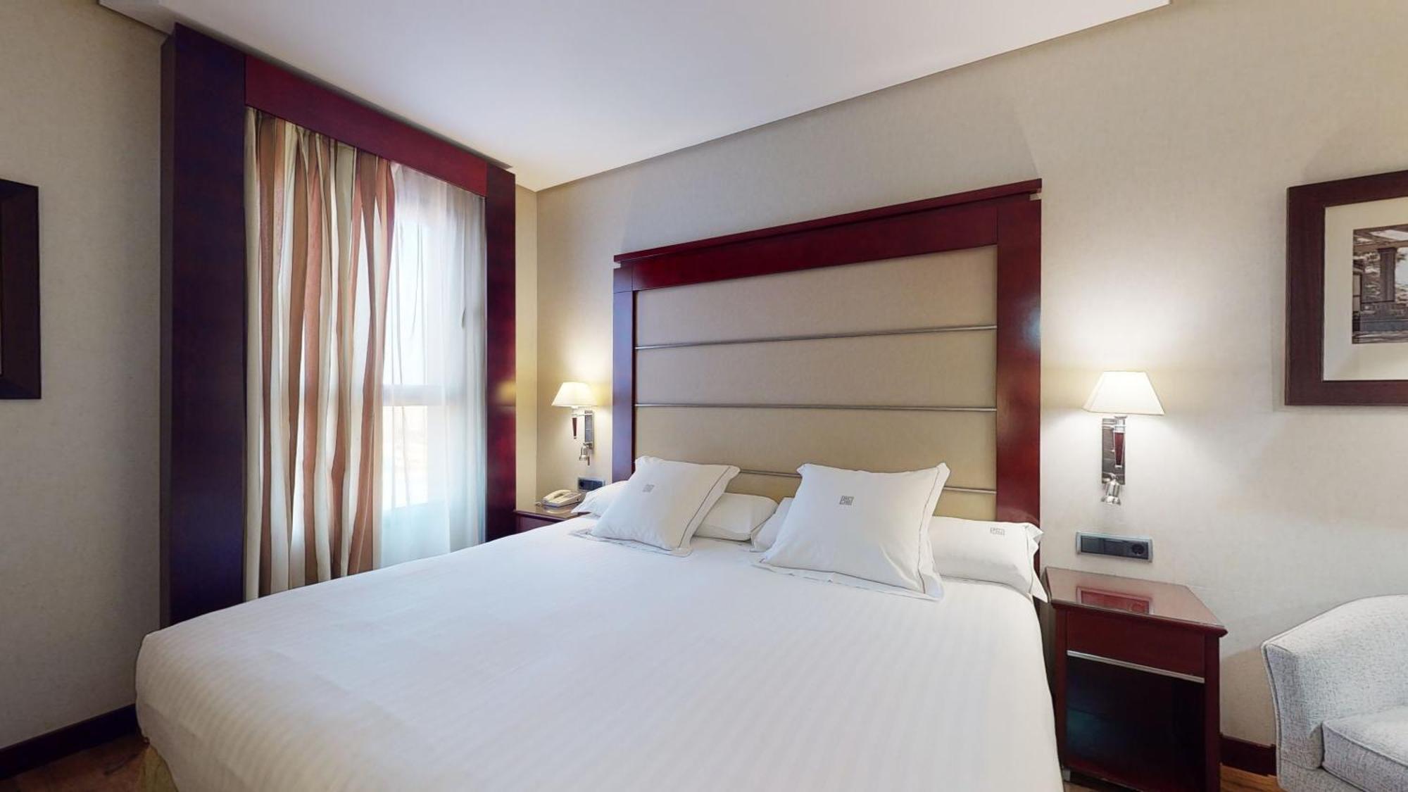 Romantic Standard Room