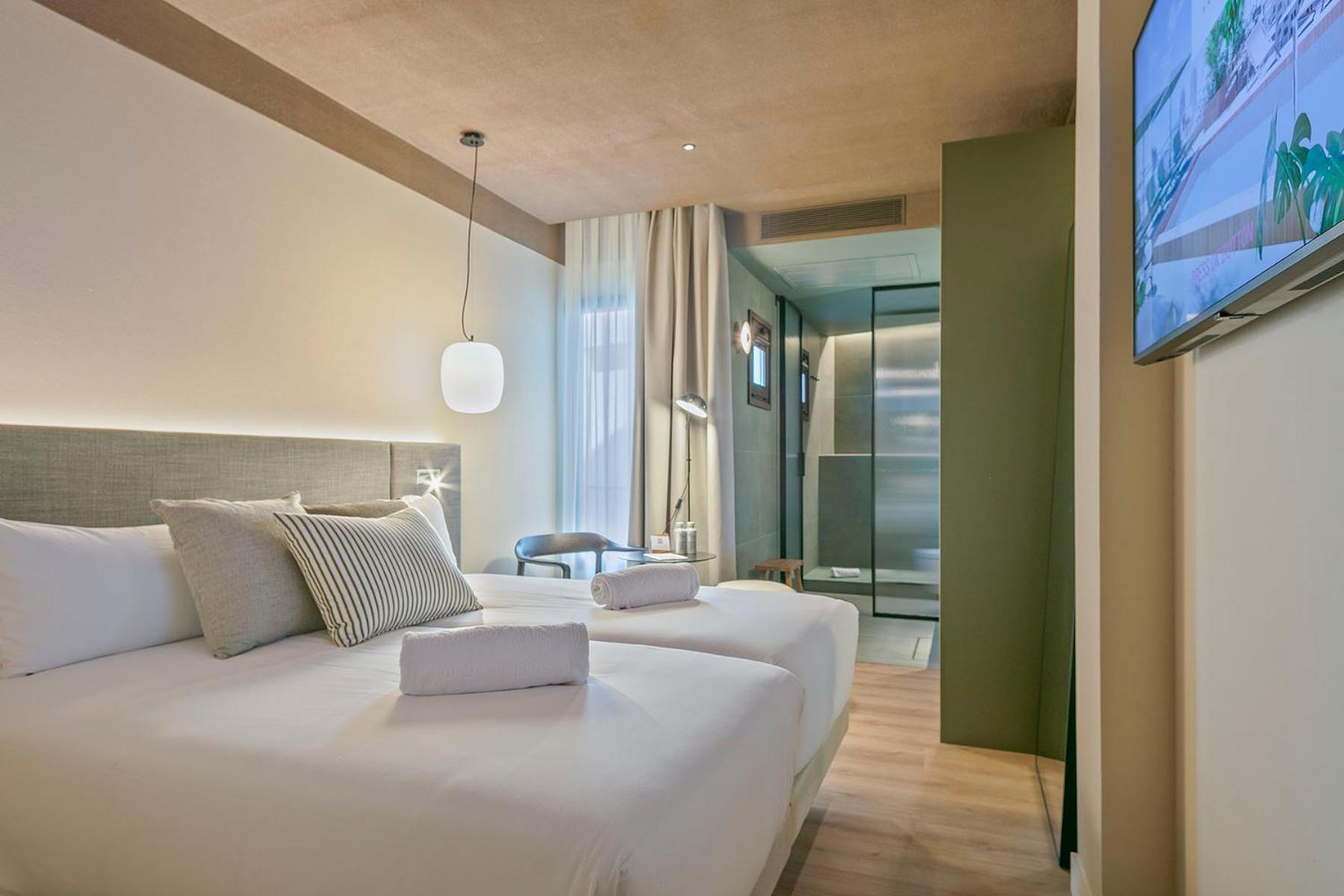 Twin Room